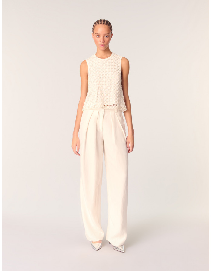 Жіночий в'язаний топ з бісером