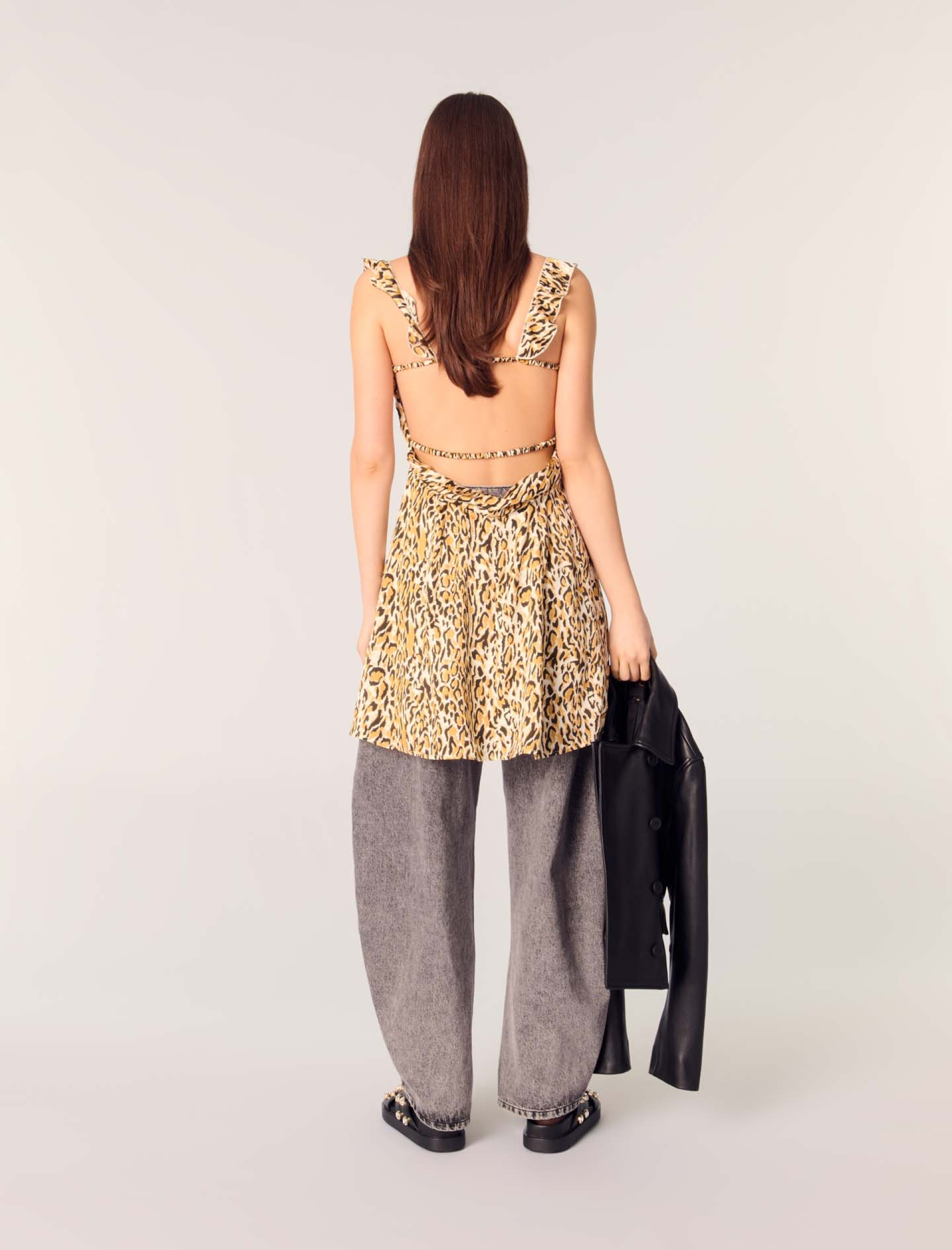 Жіноча сукня з леопардовим принтом