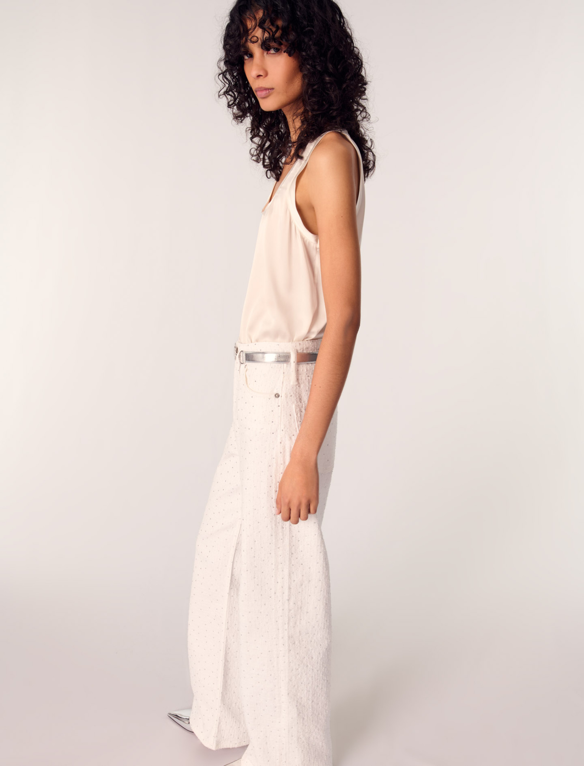 Жіночі широкі джинси зі стразами