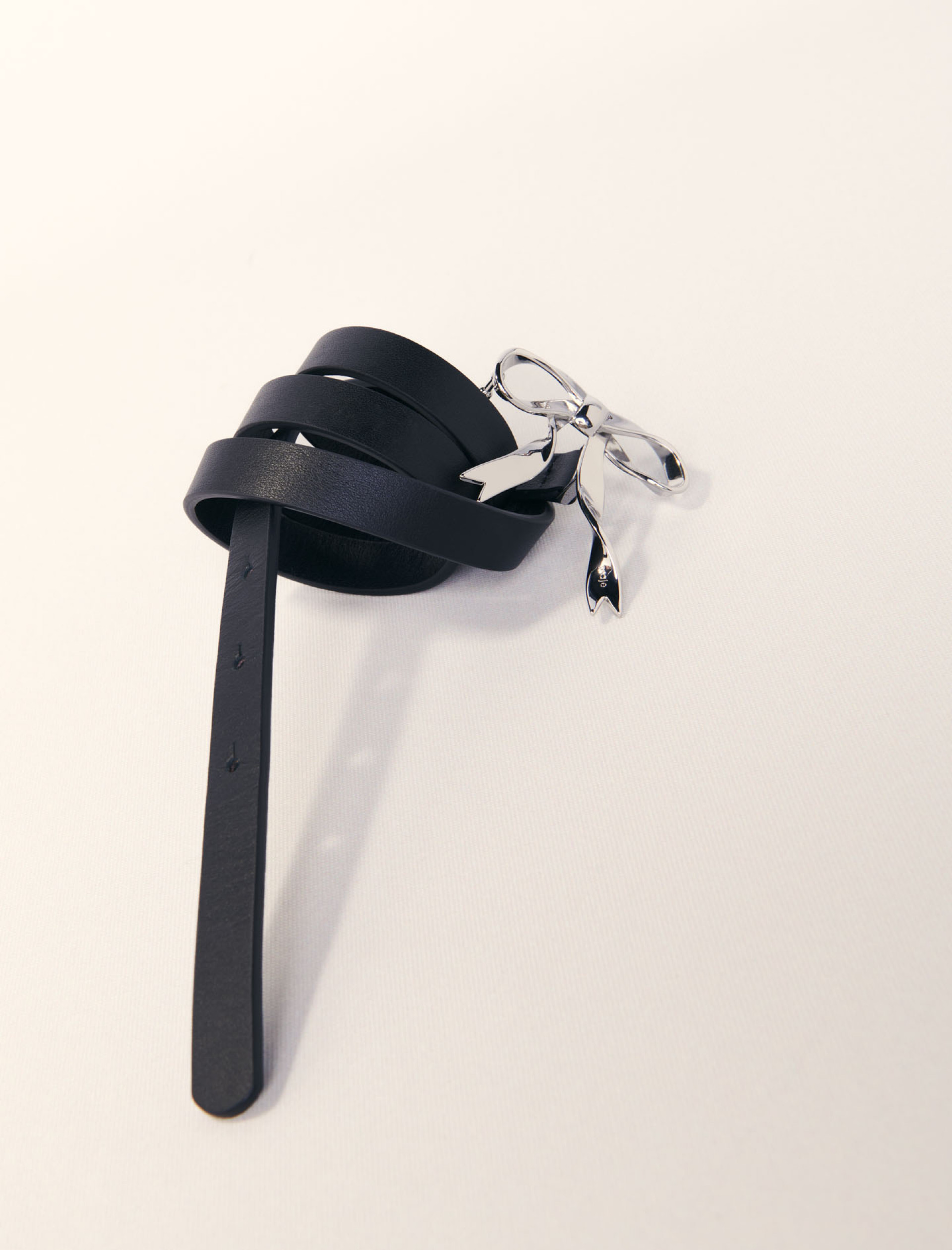 Женский кожаный ремень с бантом Женский кожаный ремень с бантом