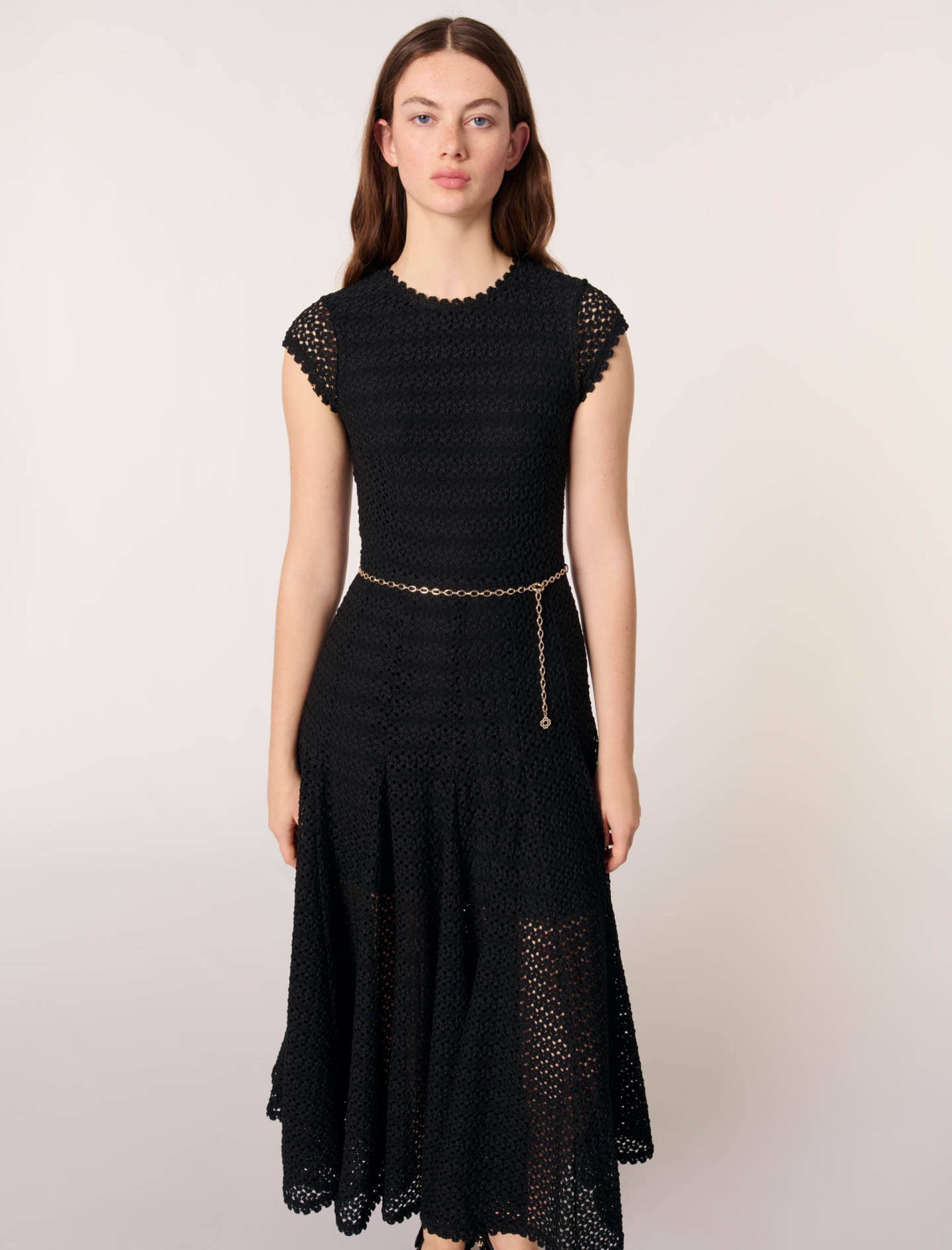 Женское длинное платье вязаное крючком