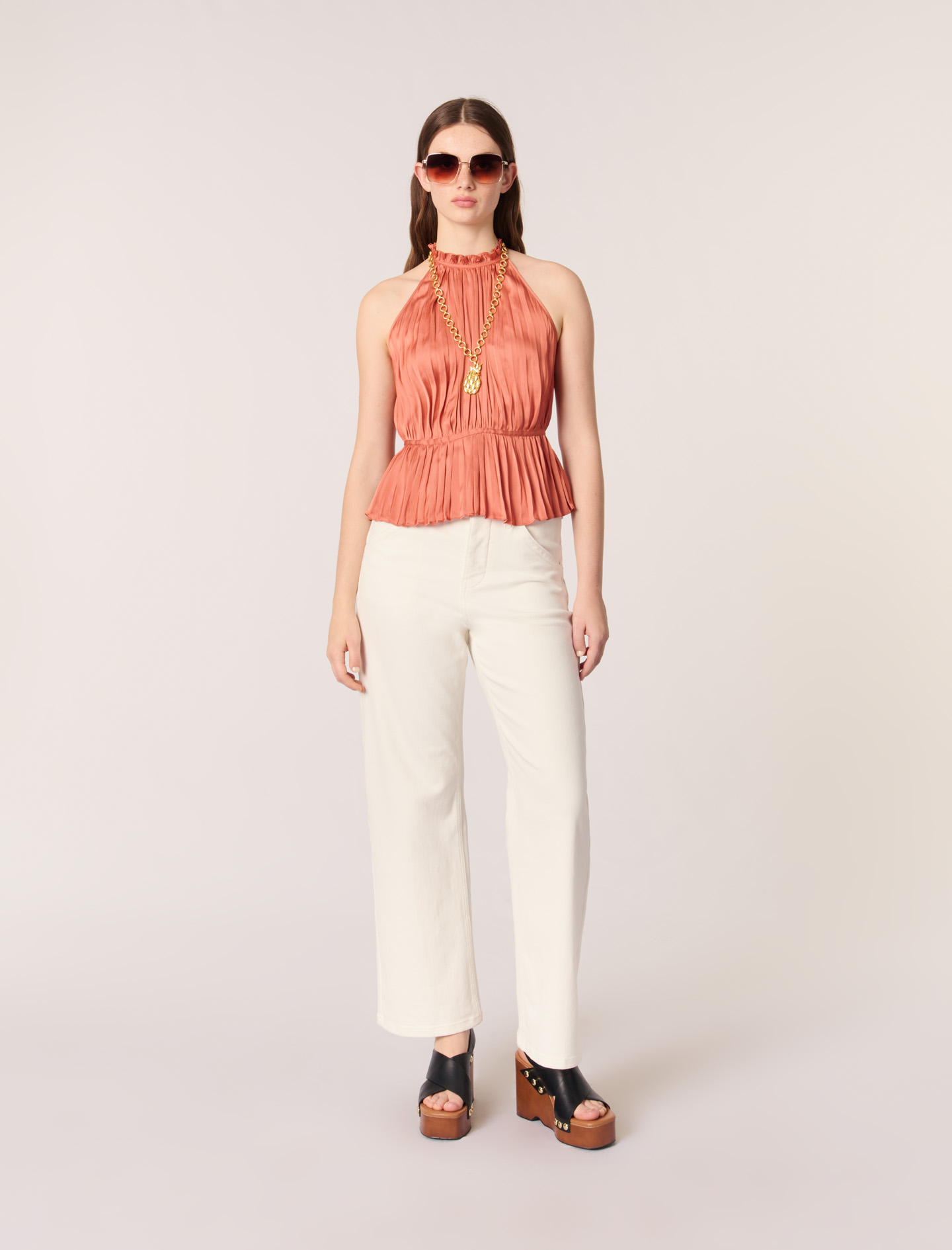 Жіночий плісирований топ без рукавів