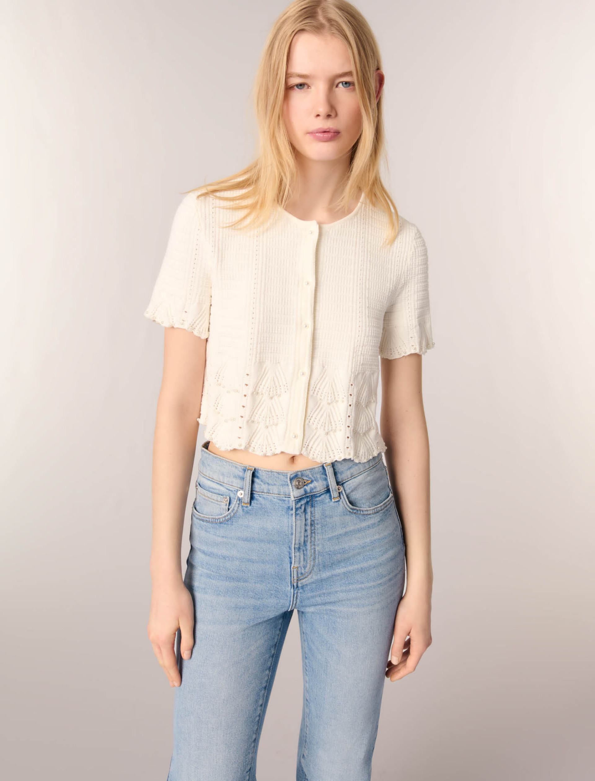 Жіночий укорочений кардиган з перлами Жіночий укорочений кардиган з перлами