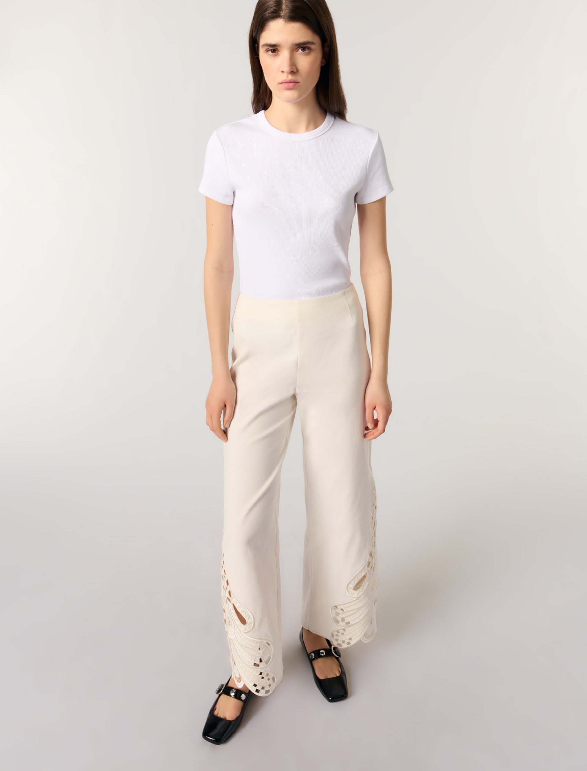 Жіночі брюки з вишивкою