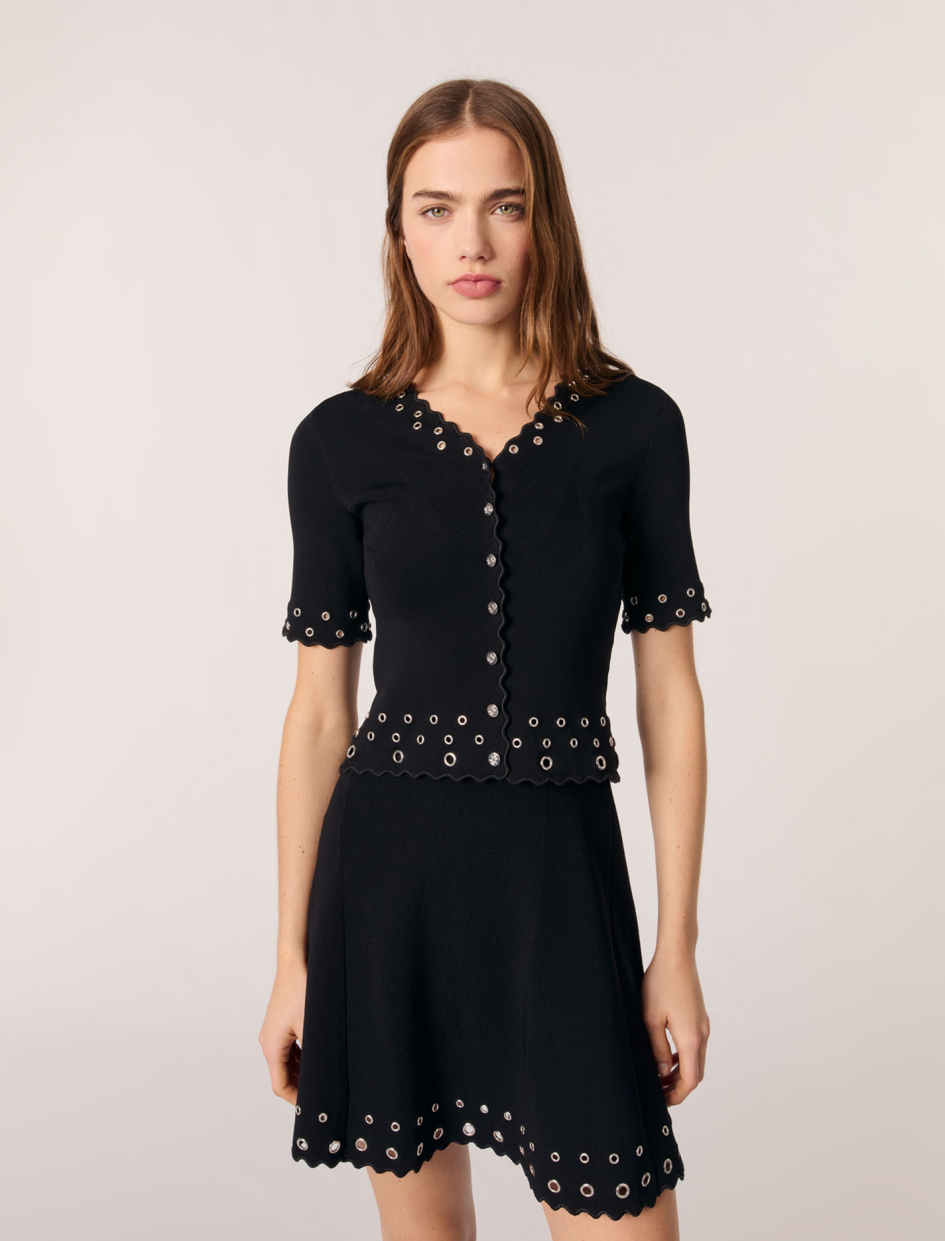 Женский короткий кардиган с люверсами Женский короткий кардиган с люверсами