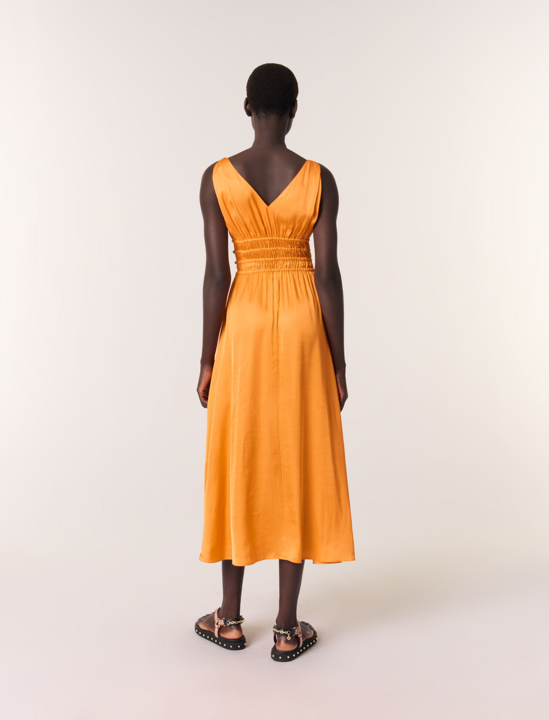 Жіноча сукня максі з атласу