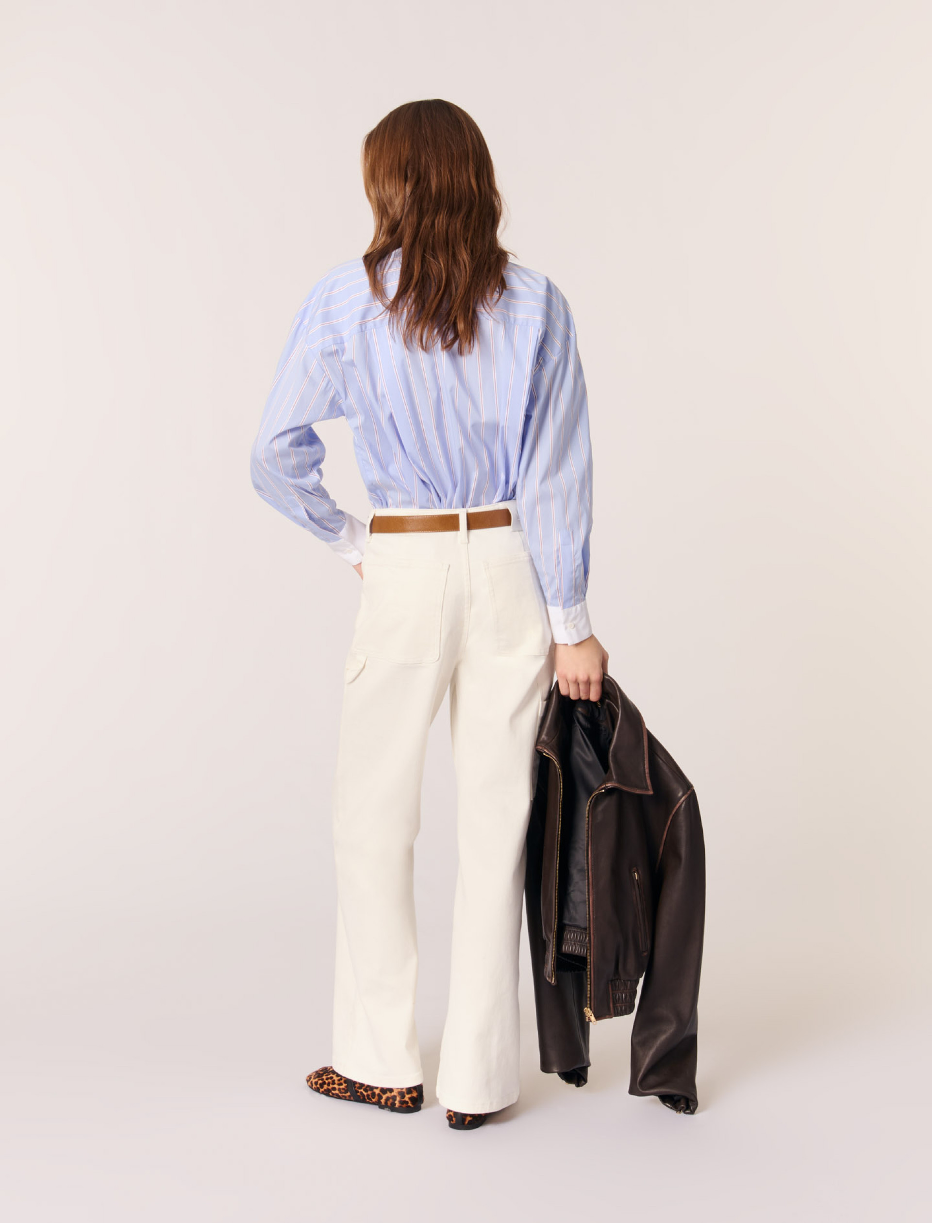 Жіноча смугаста сорочка з перловим коміром Жіноча смугаста сорочка з перловим коміром