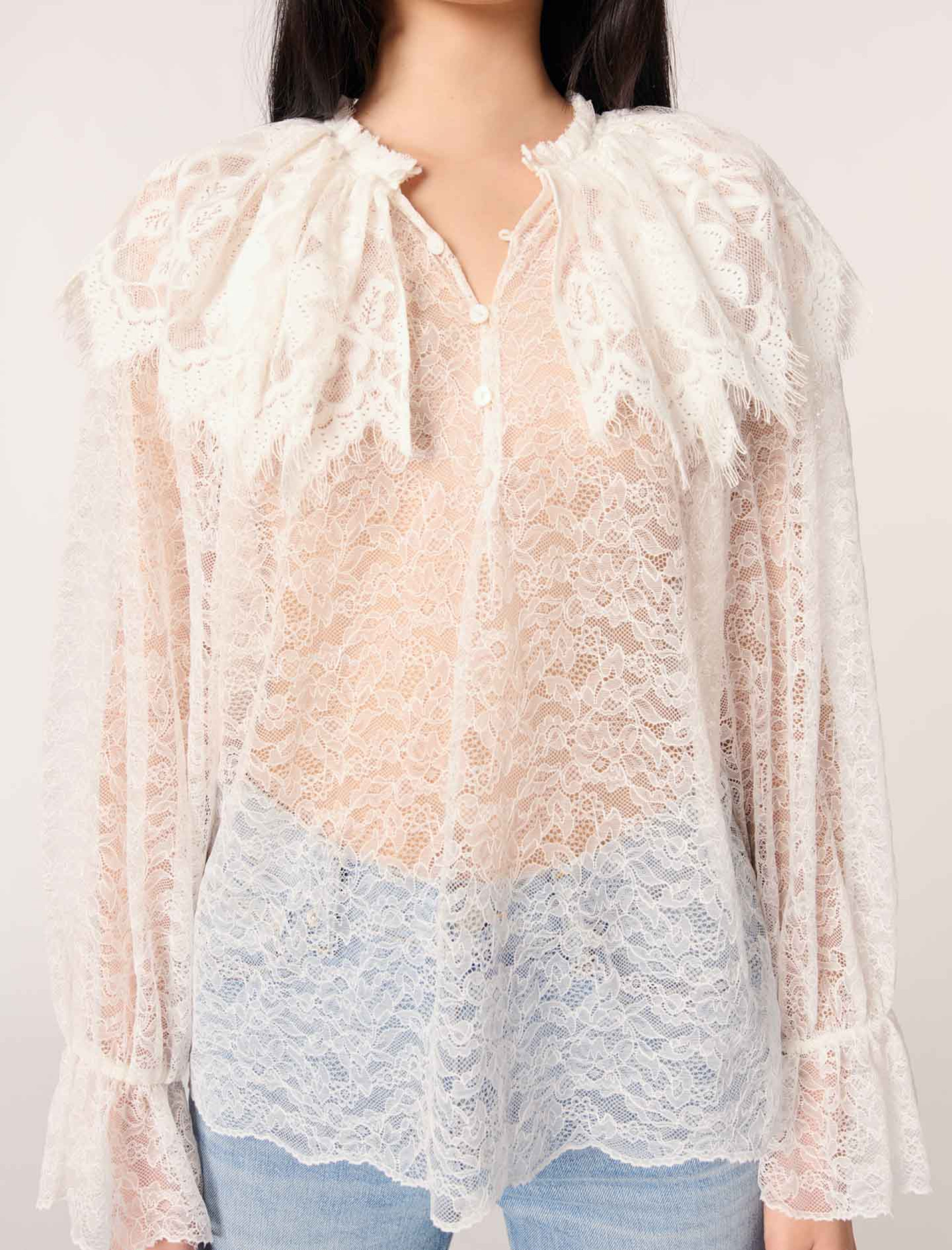 Жіноча блуза з мережива