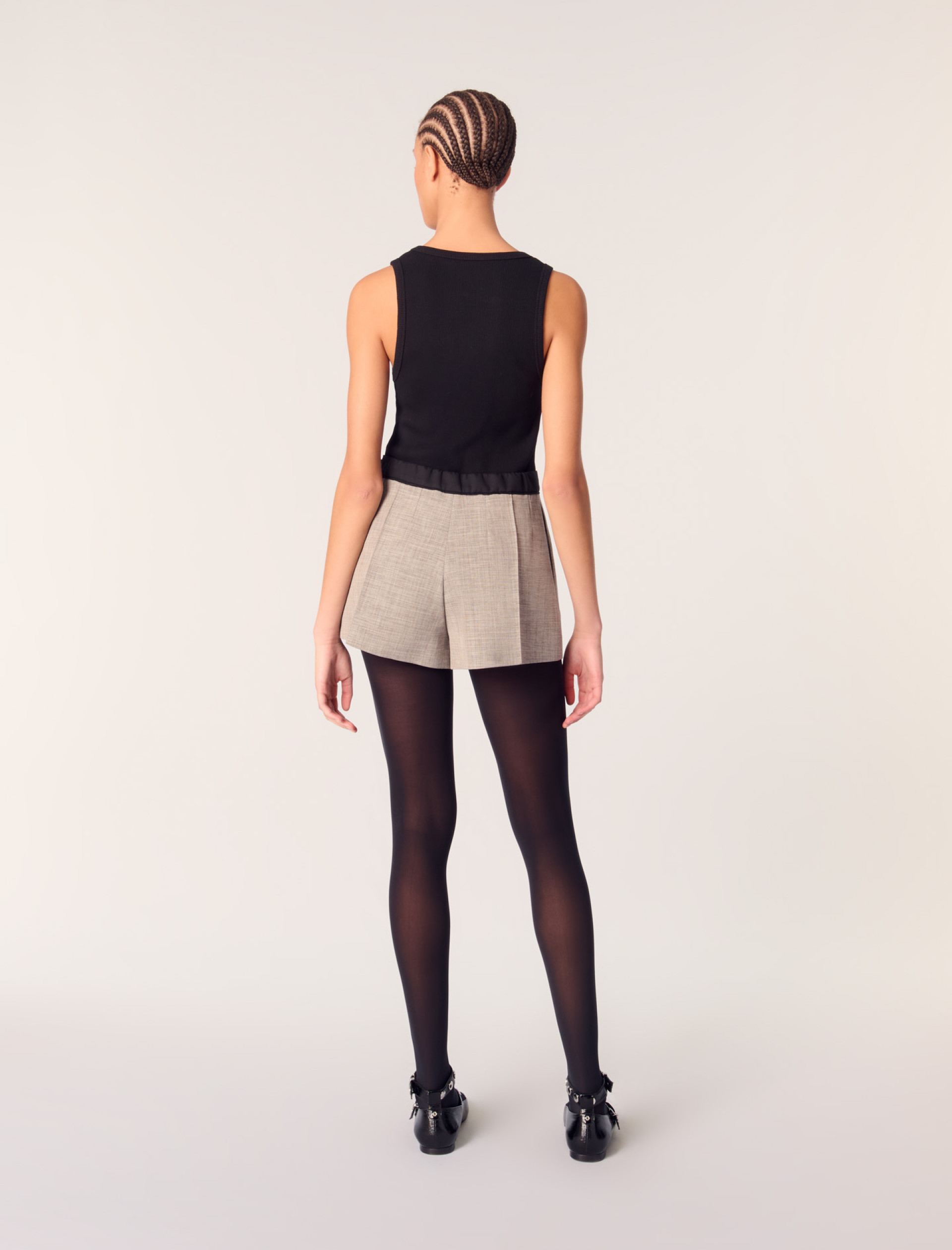 Жіночі шорти з контрастним поясом