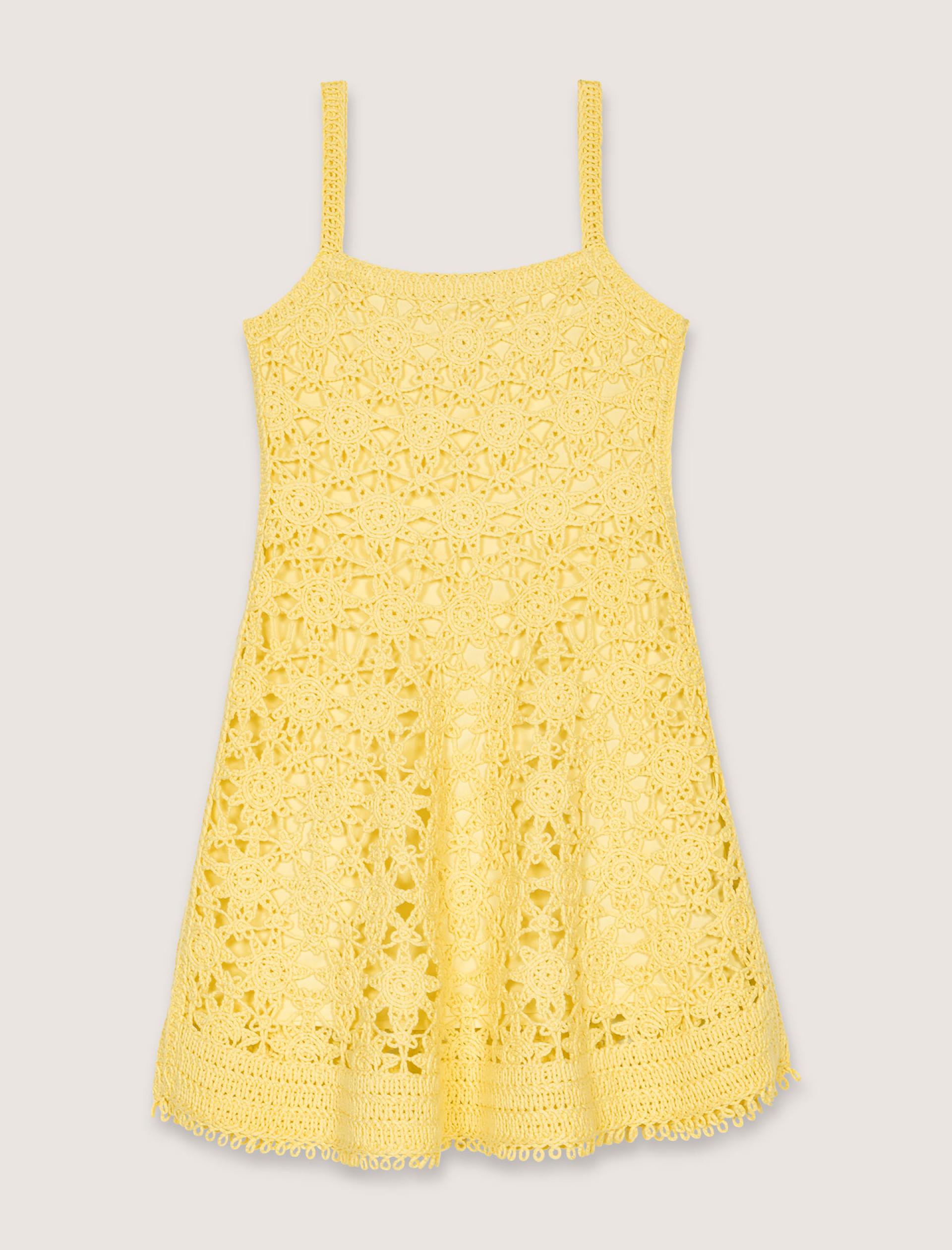 Женское короткое платье связанное крючком