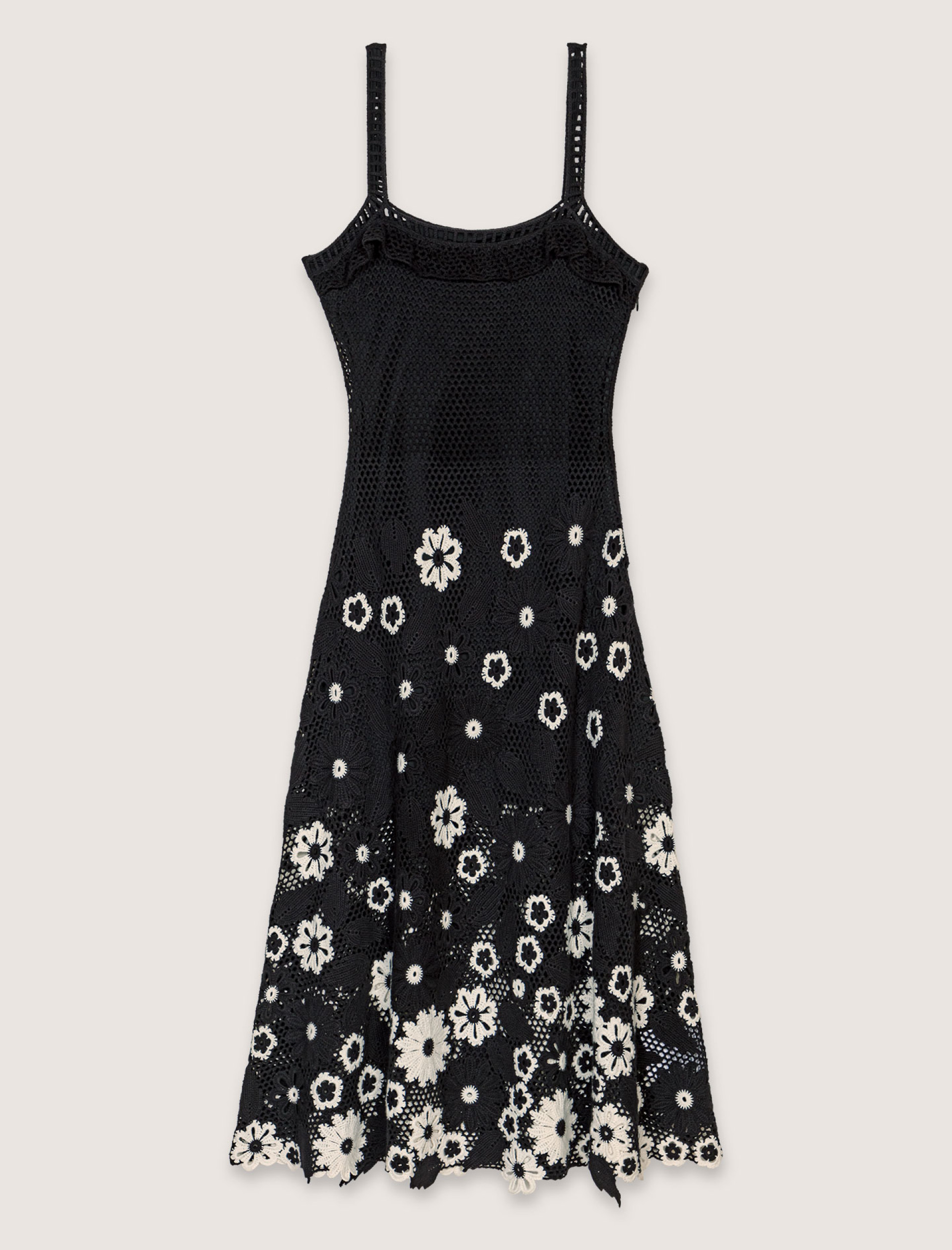 Женское длинное вязаное платье с цветочной вышивкой