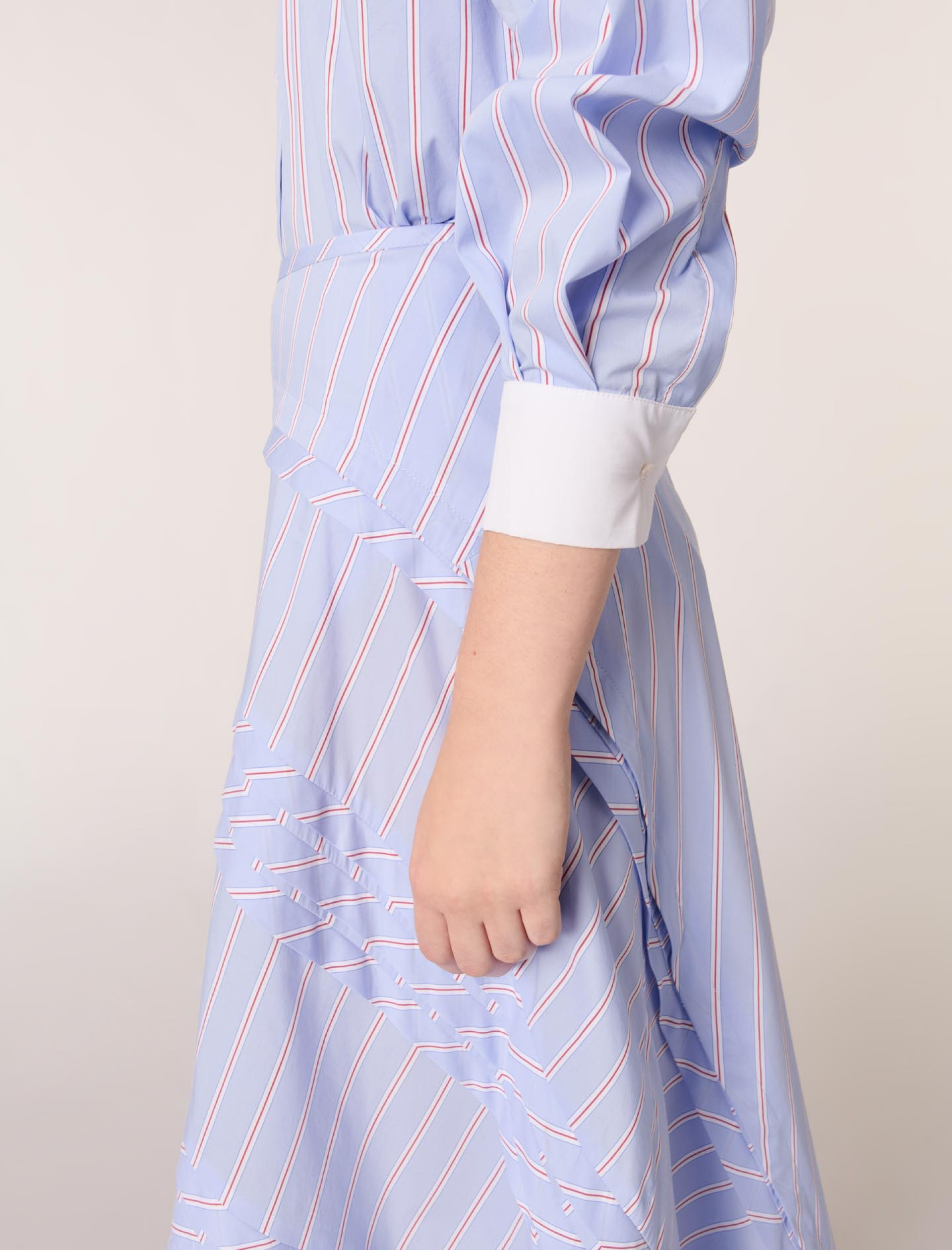 Жіноча довга спідниця в смужку