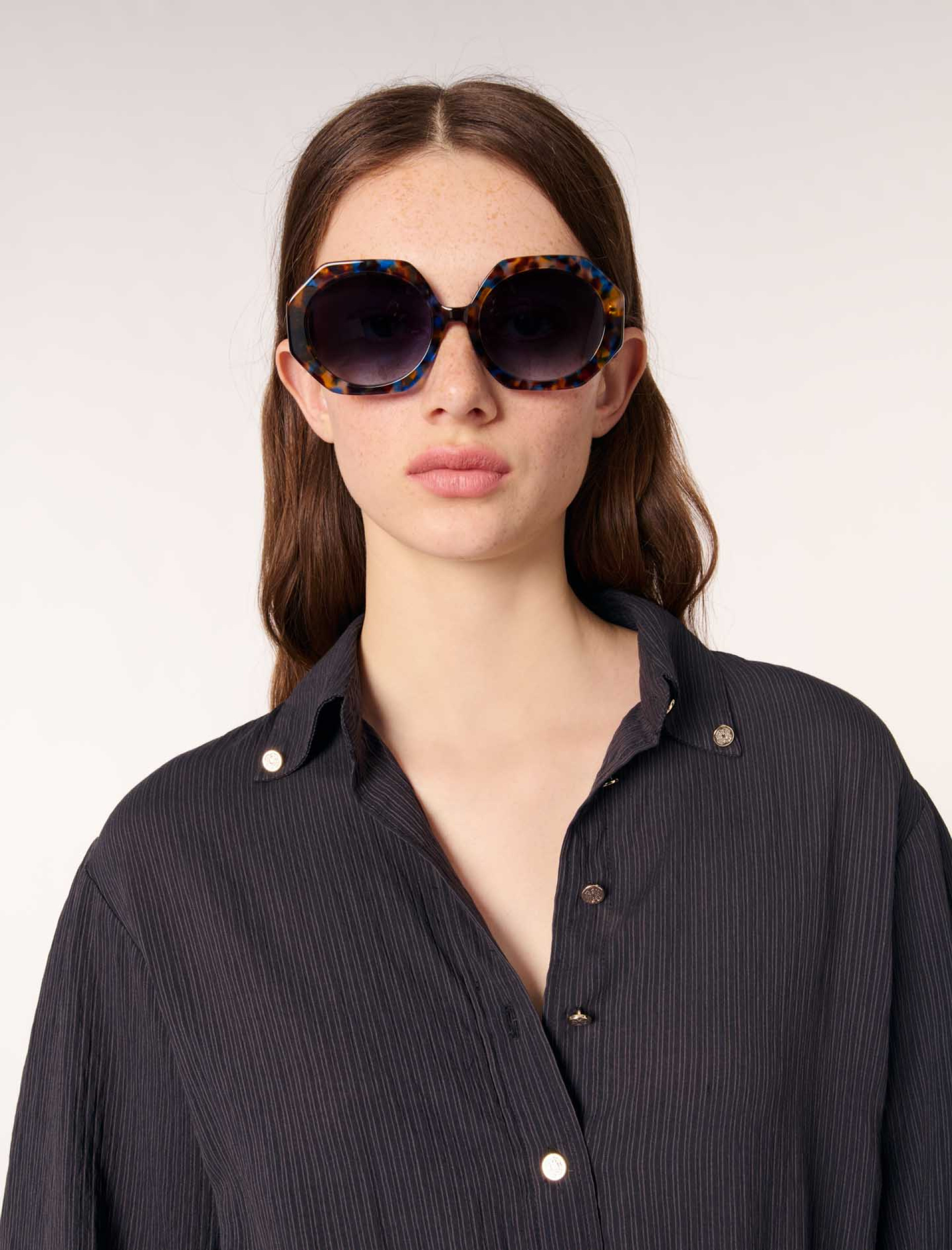 Жіноча коротка сукня з крепу