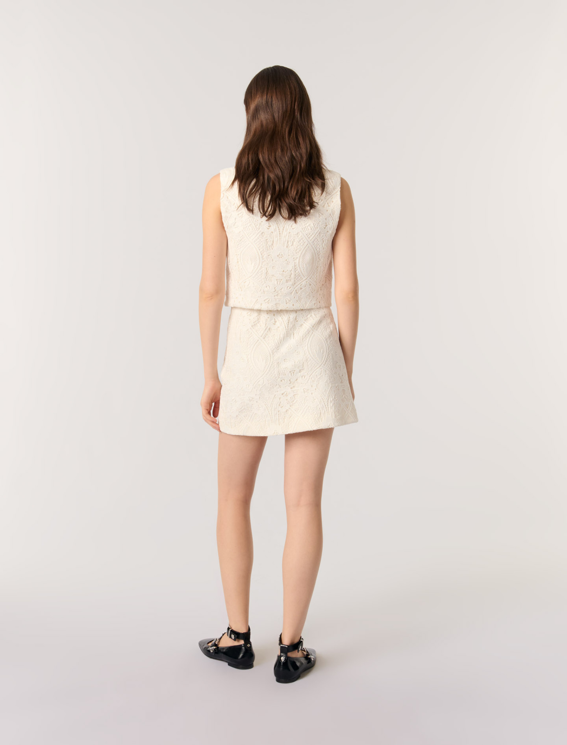 Жіночий мереживний жилет