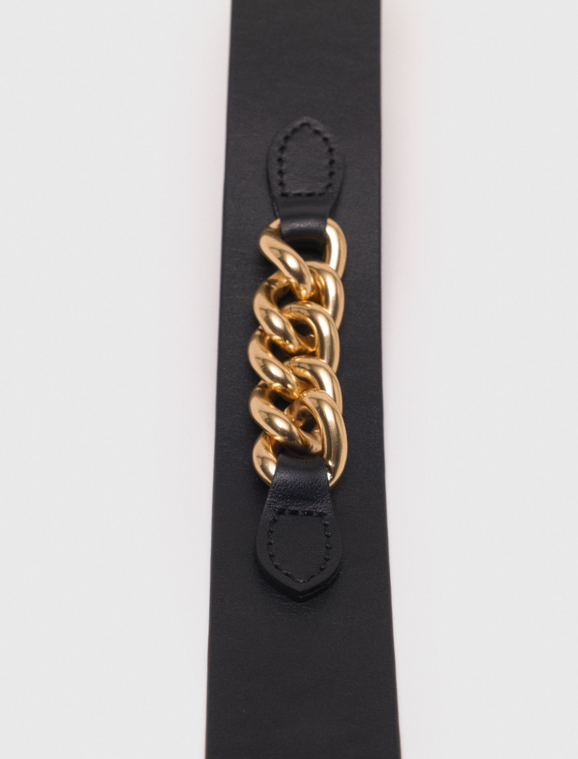 Жіночий шкіряний ремінь зі вставками-ланцюжками