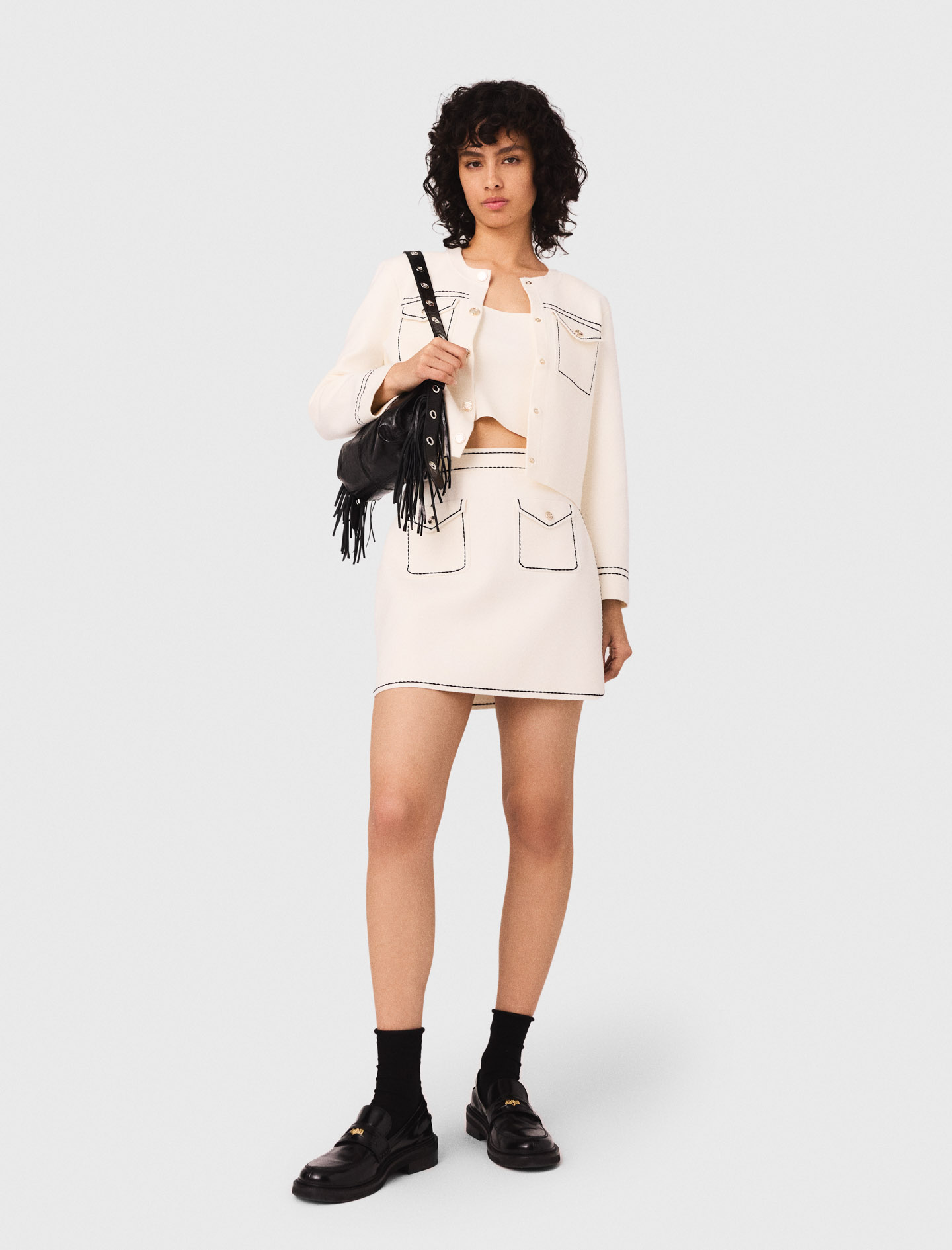 Женская молочная юбка с отделкой