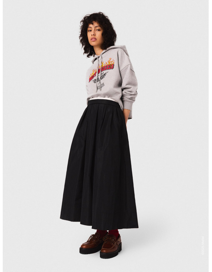 Жіночий укорочений худі з вишивкою