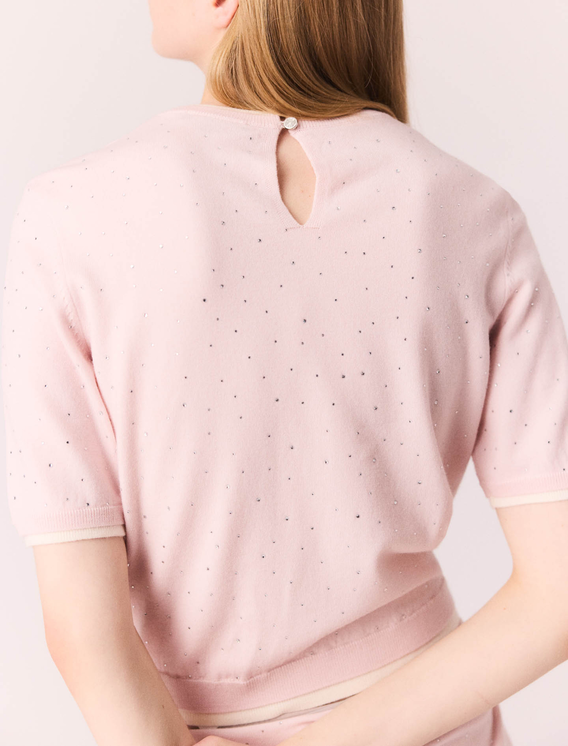 Женский шерстяной джемпер-футболка