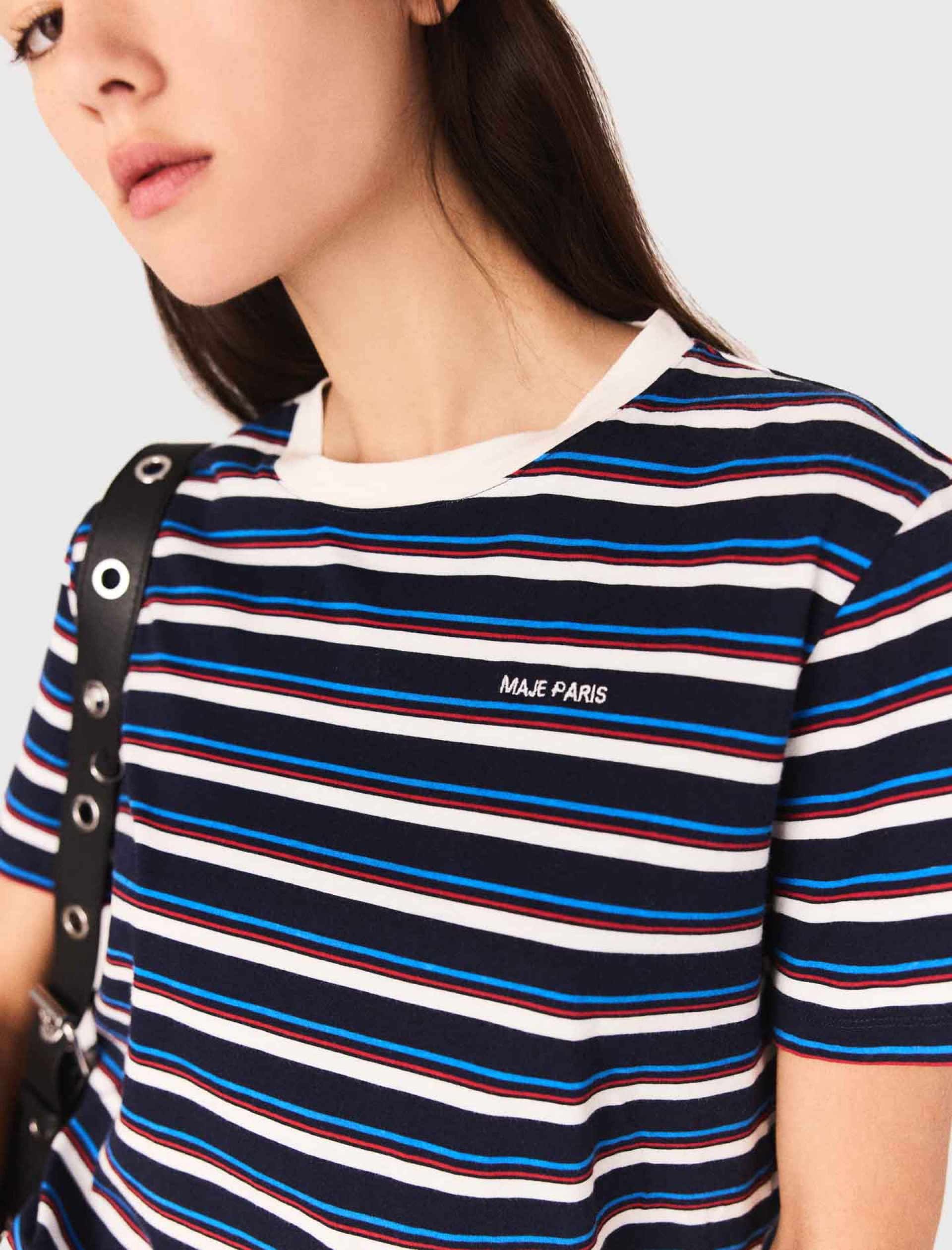 Жіноча смугаста футболка