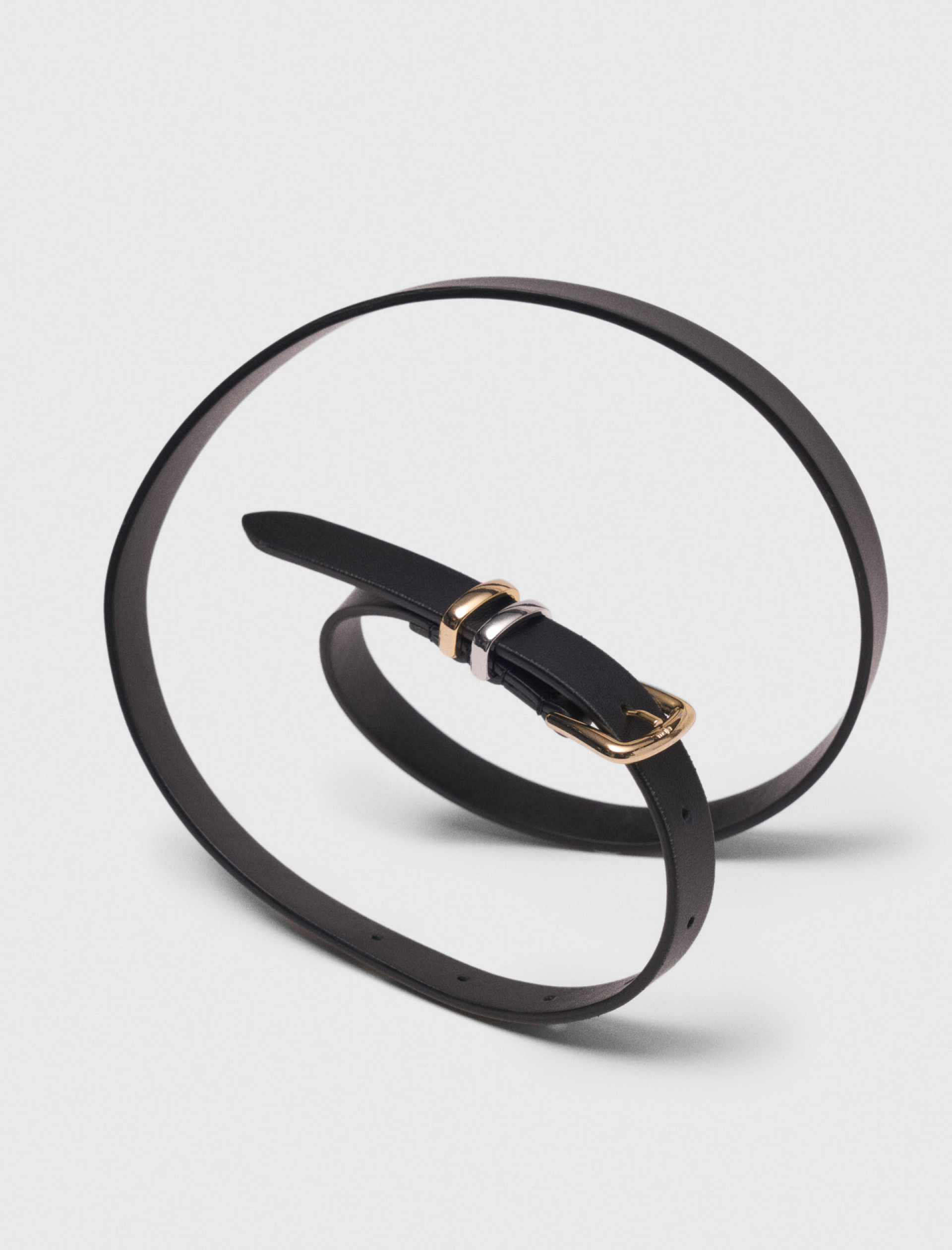 Женский кожаный ремень с квадратной пряжкой Женский кожаный ремень с квадратной пряжкой