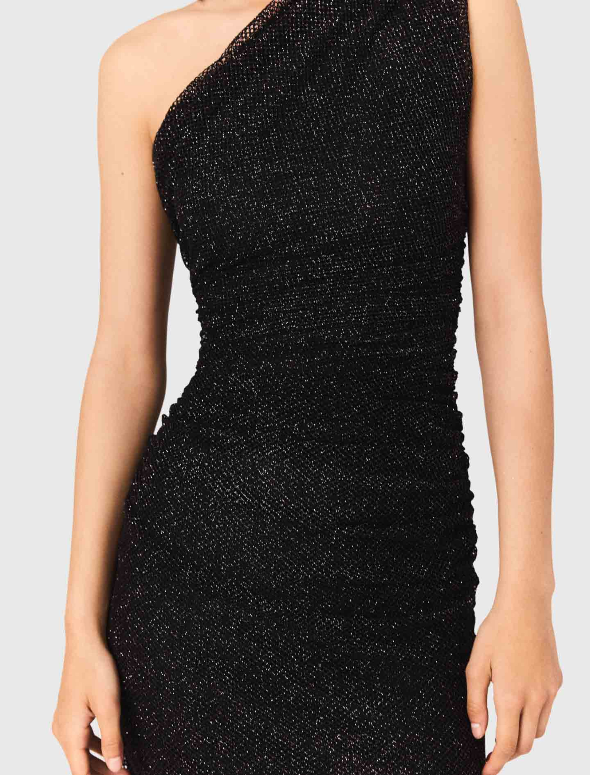 Жіноча асиметрична в'язана сукня зі стразами