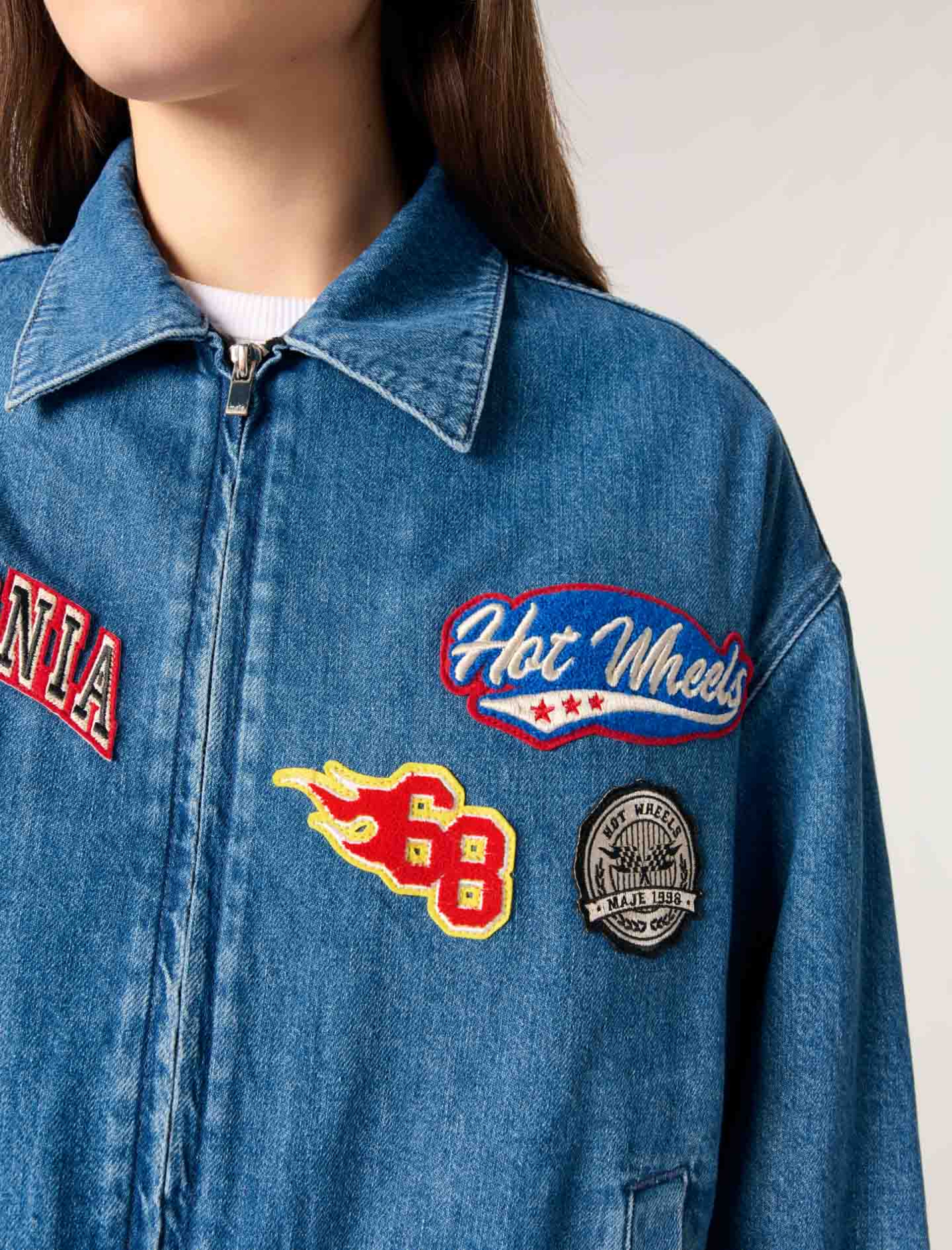 Женская джинсовая куртка оверсайз с вышивкой