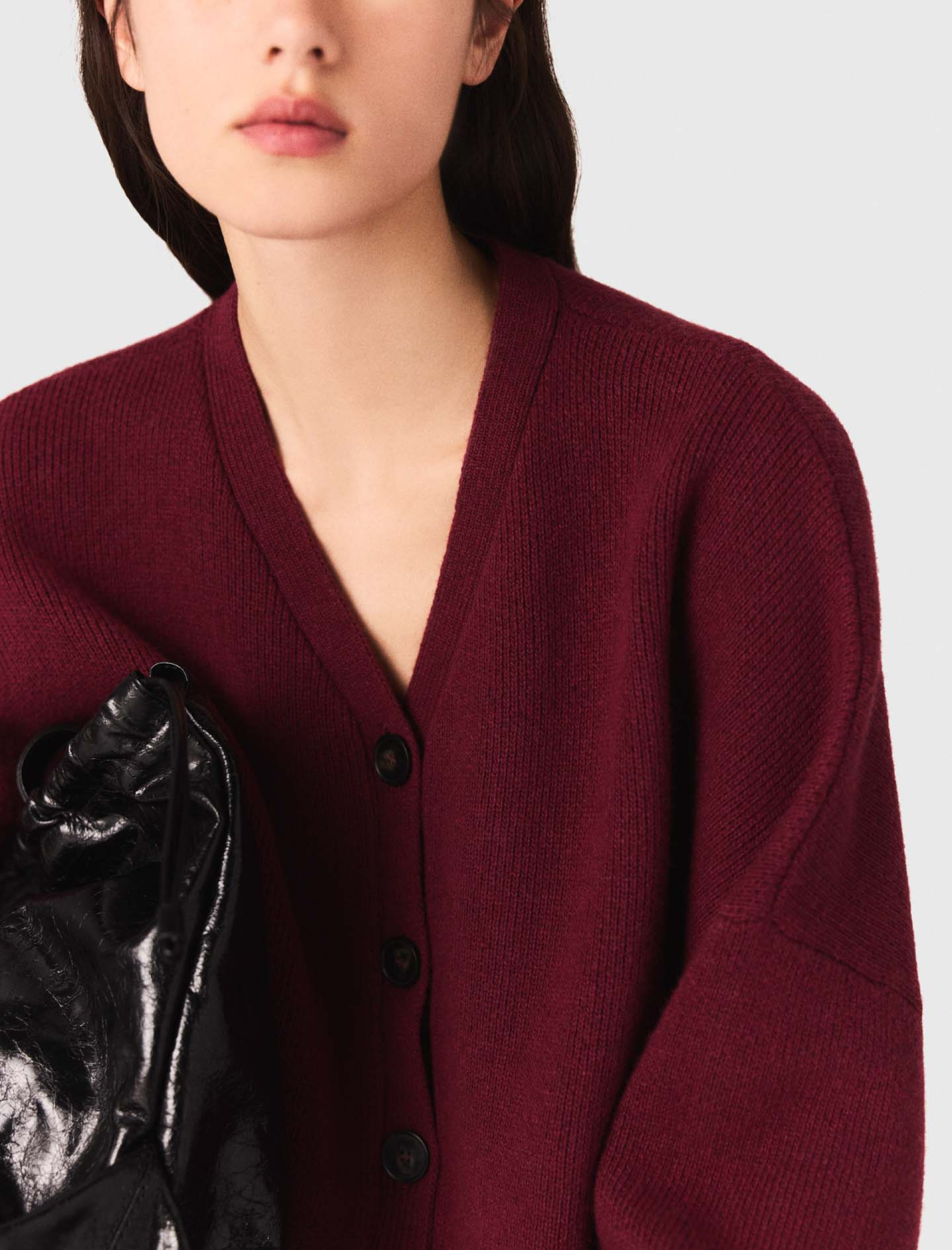 Жіночий укорочений кардиган з комбінованої вовни