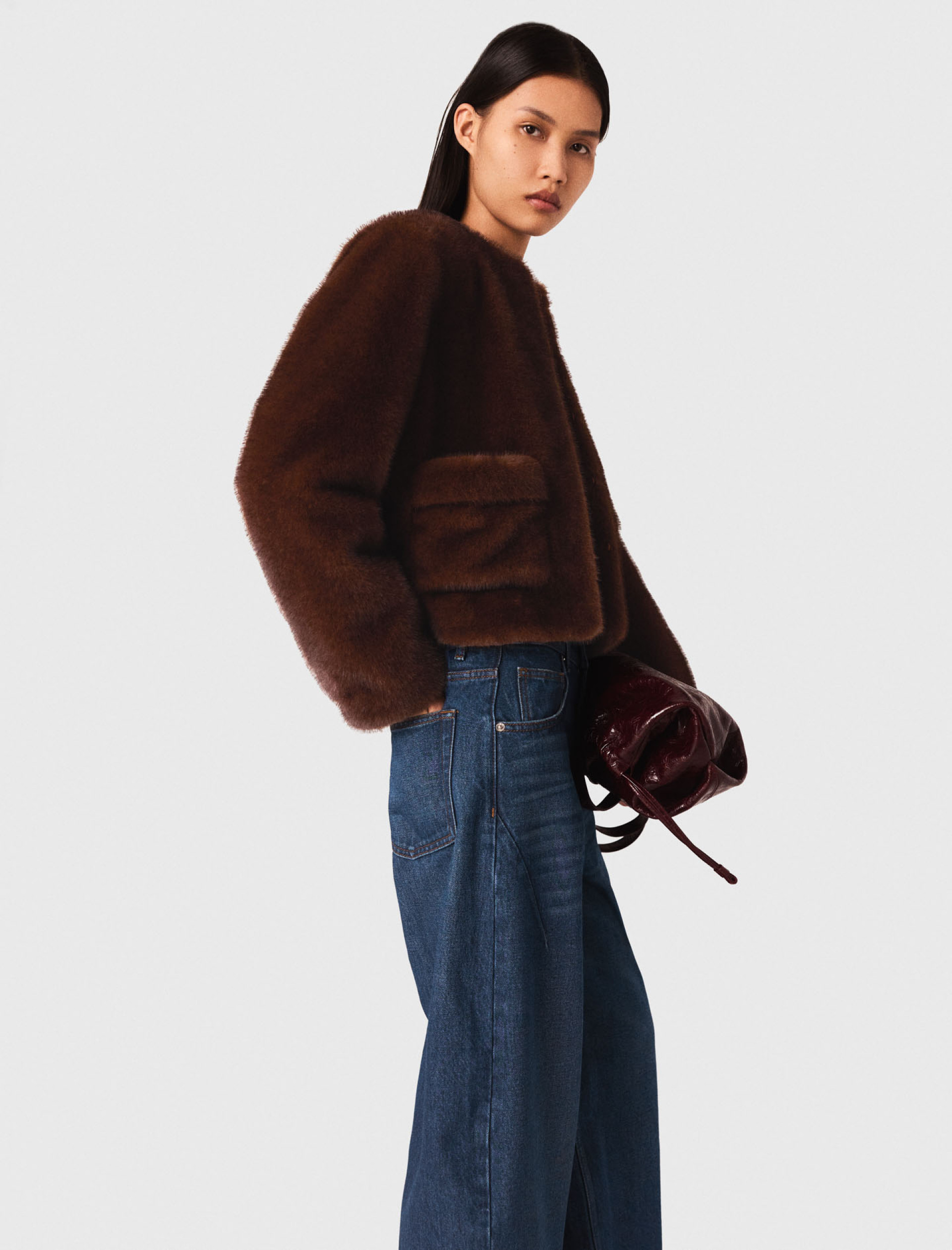 Женская короткая шуба с искусственного меха