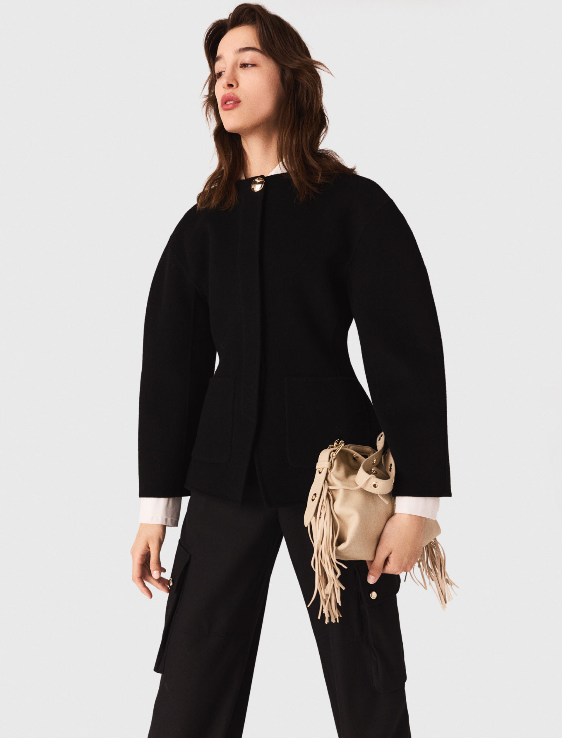 Жіночий чорний жакет-пальто