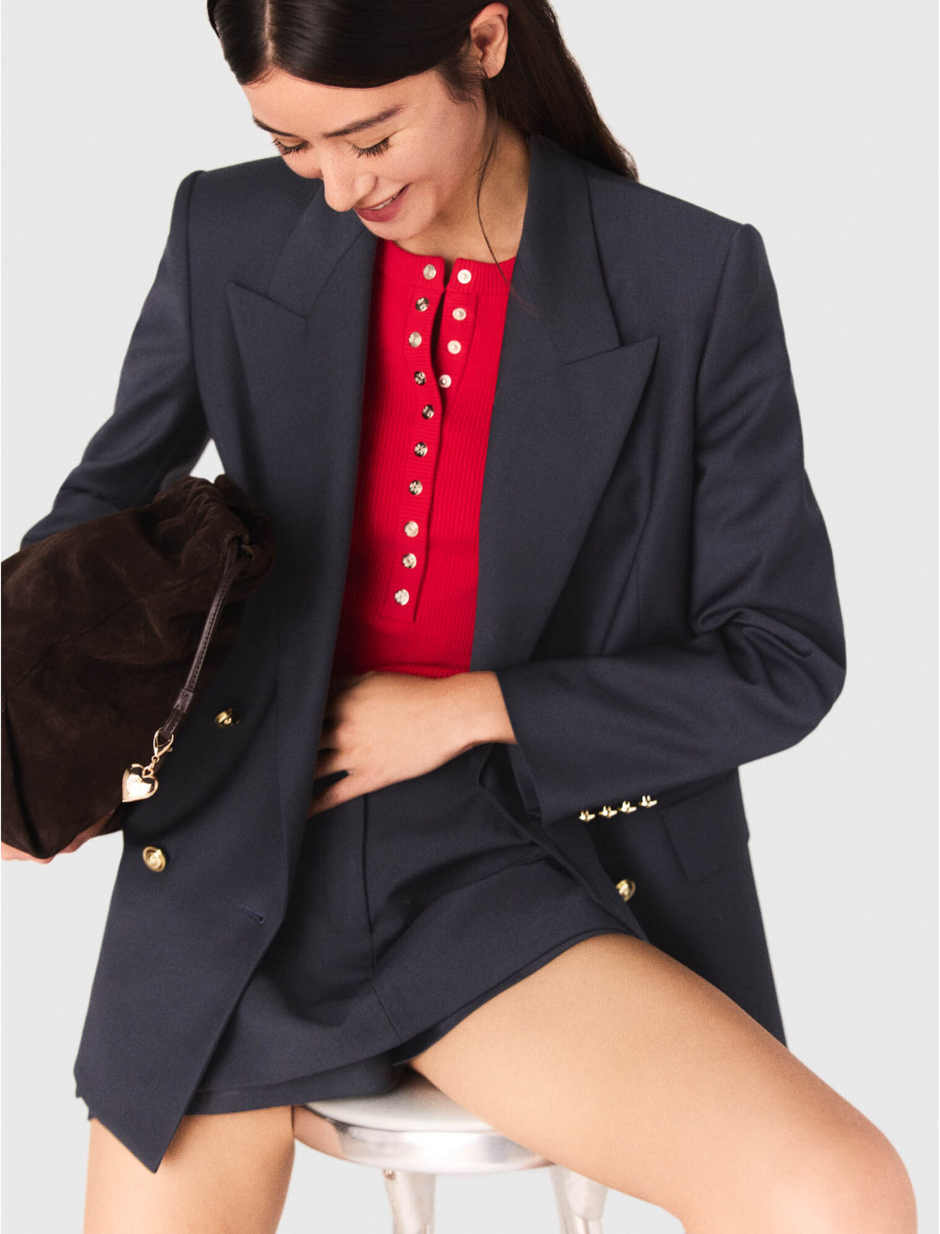 Жіночий синій жакет з золотистими ґудзиками