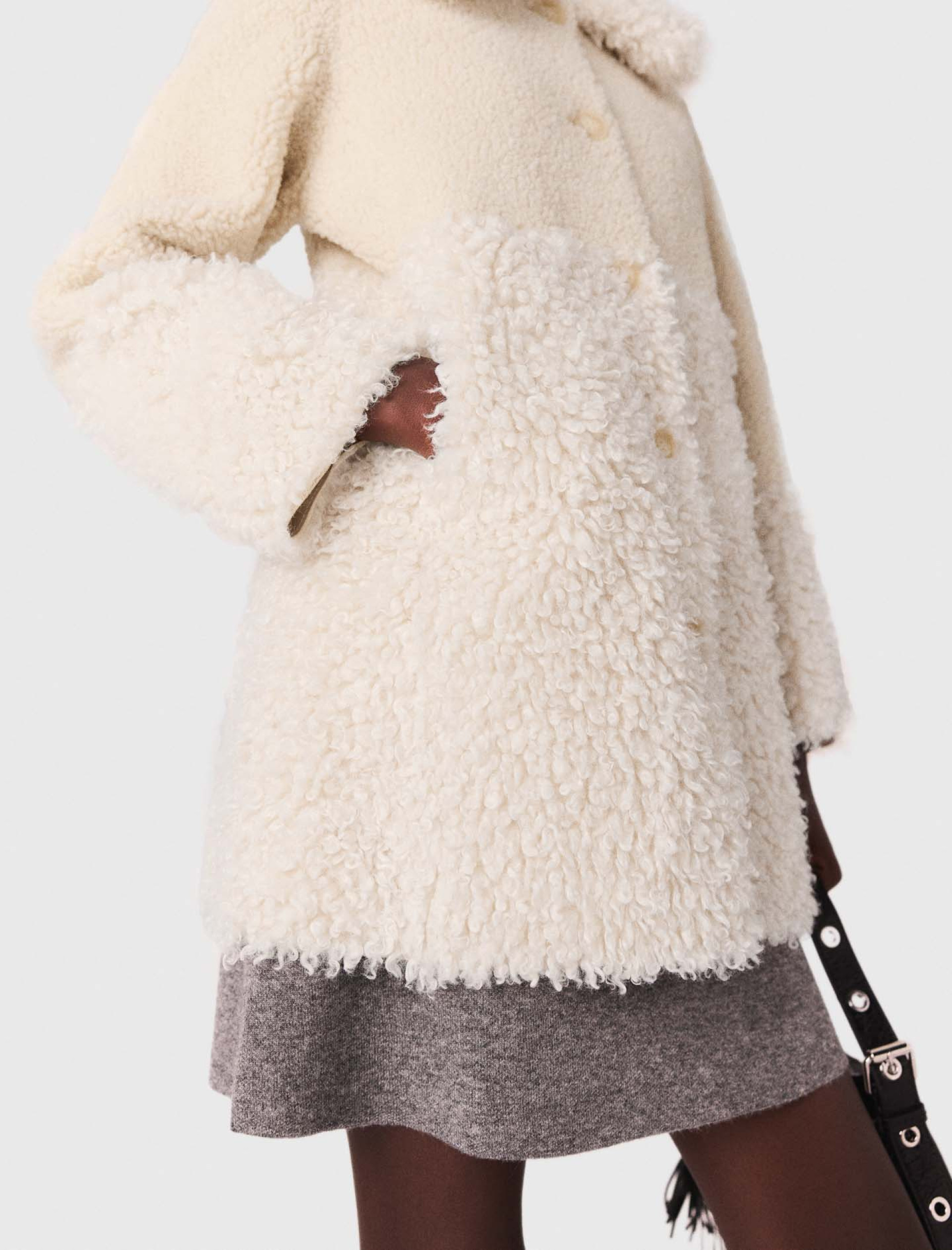 Женская молочная искусственная шуба