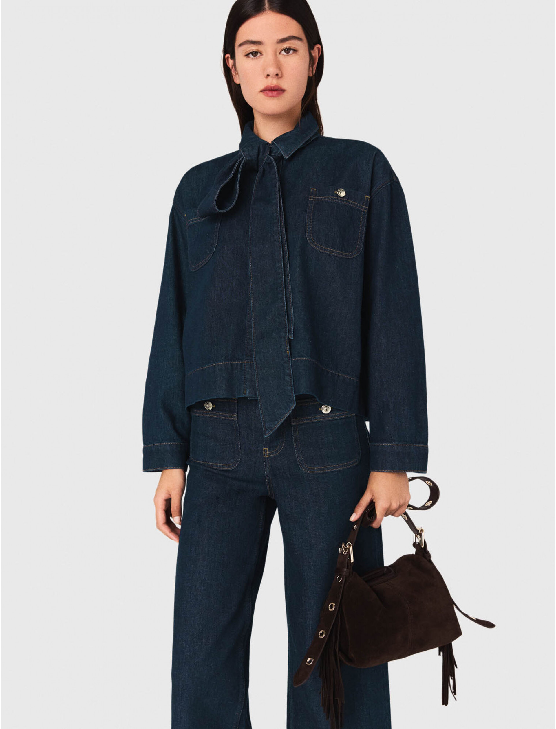 Жіноча джинсова сорочка з аскотом