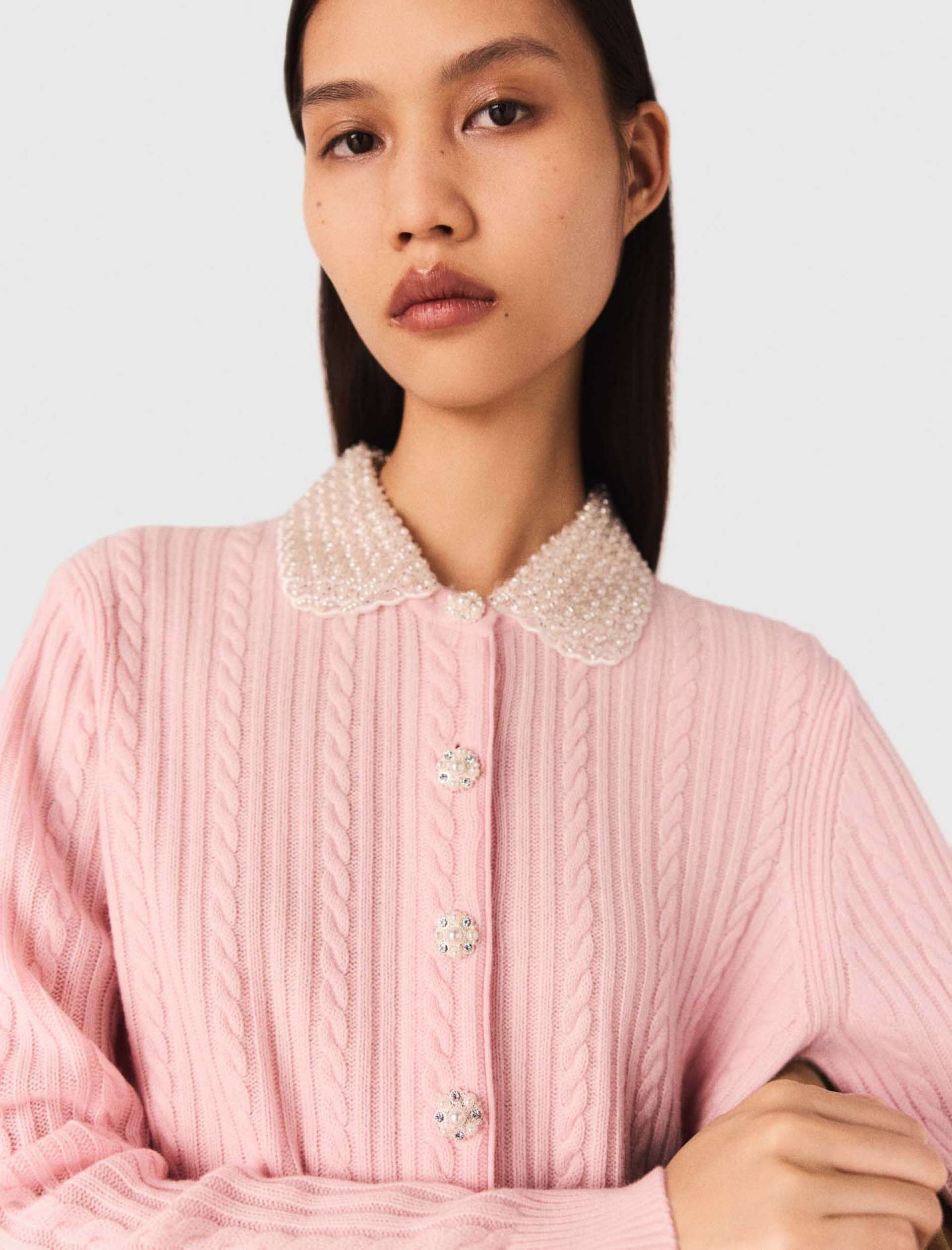 Жіночий кардиган зі з'ємним коміром