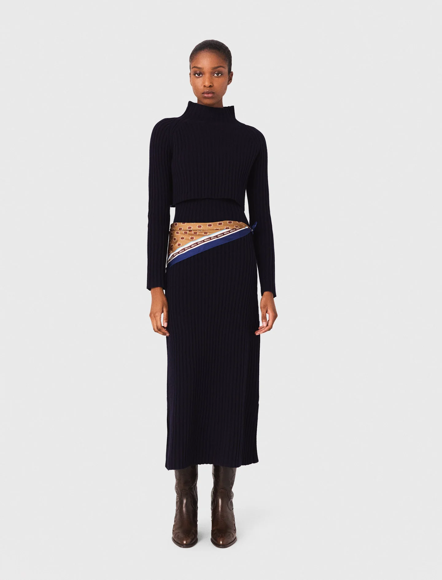 Жіноча в'язана сукня зі знімним джемпером