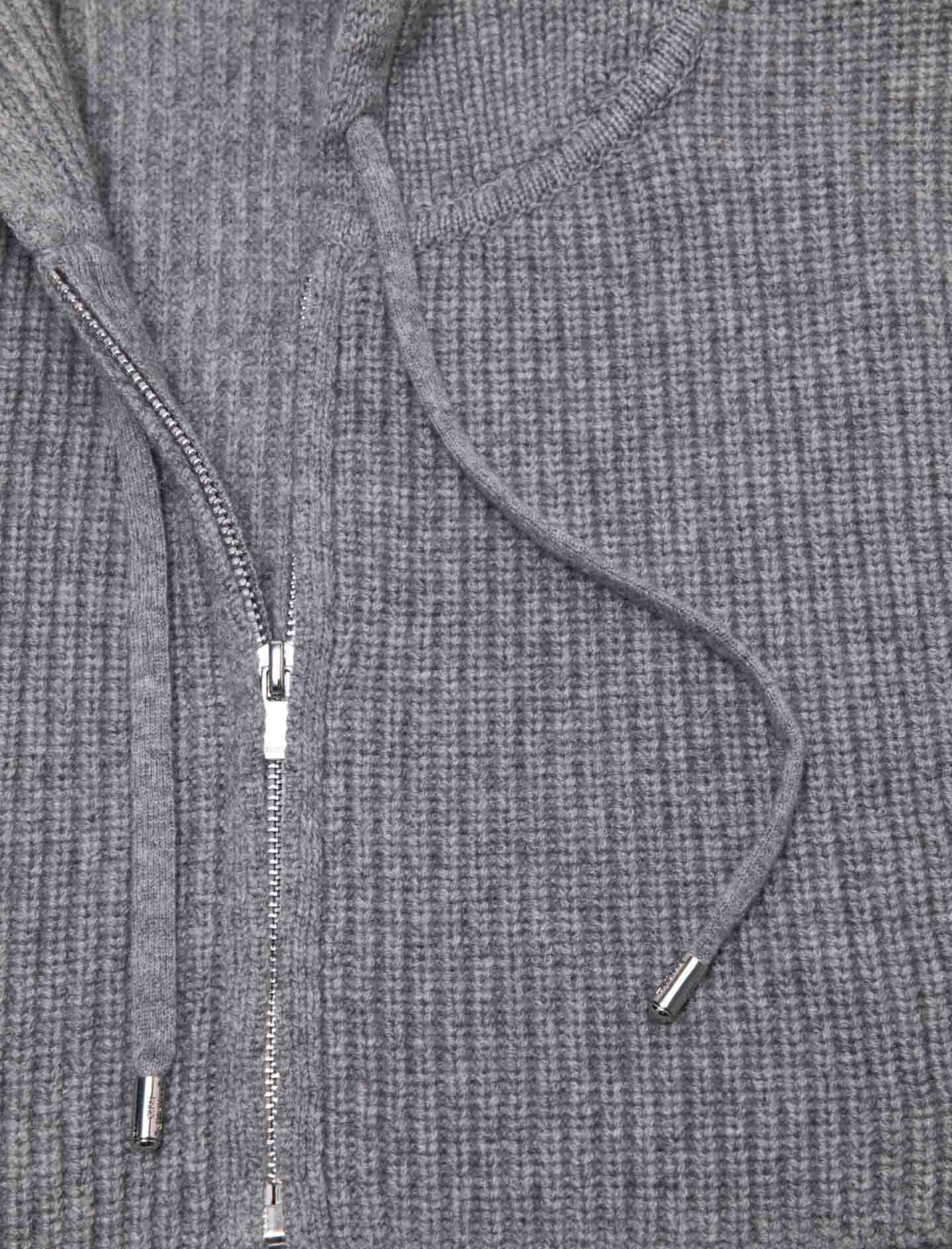 Жіноча сіра манішка з капюшоном