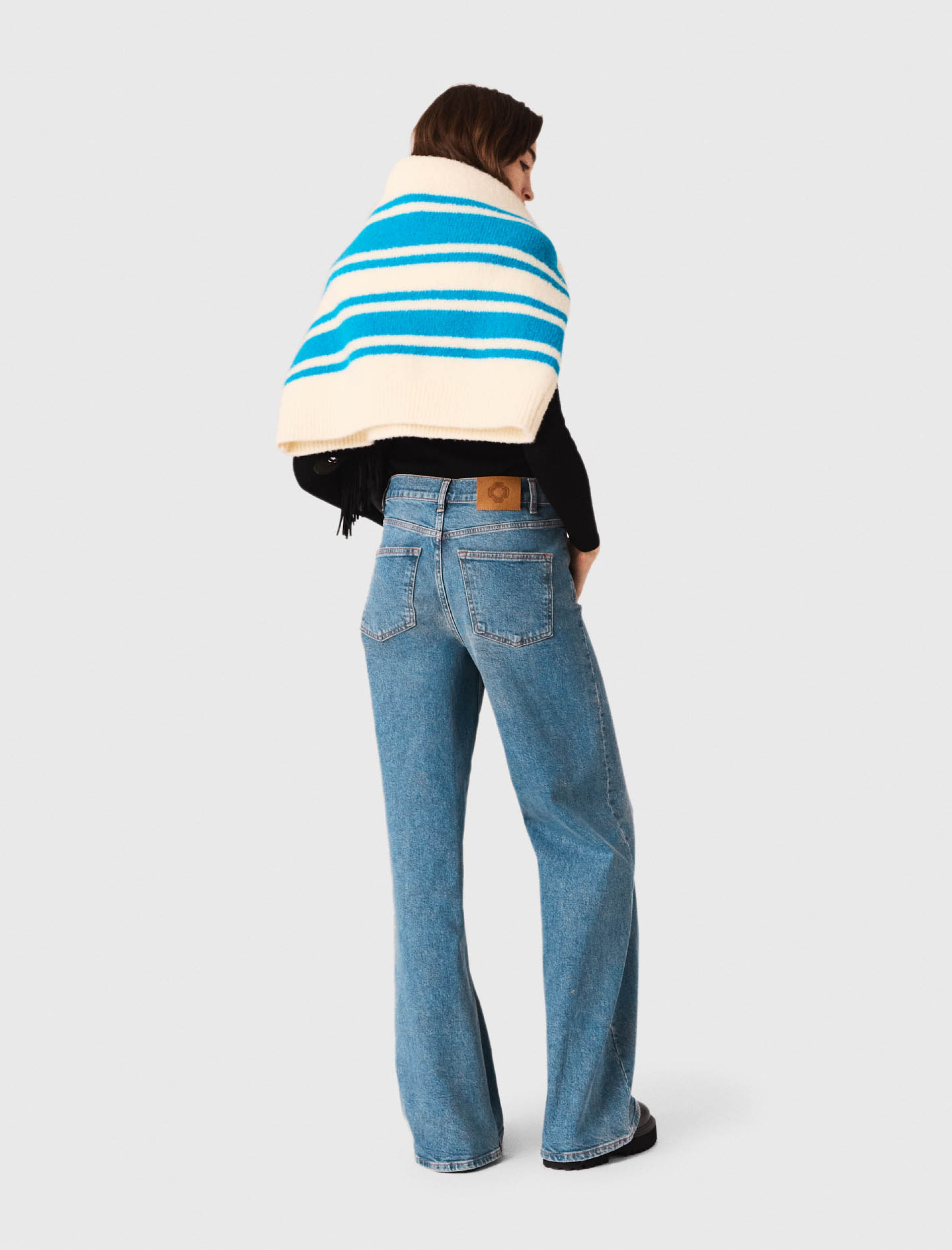 Жіночі широкі джинси з ланцюжками