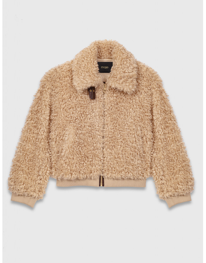 Жіноча коротка куртка з букле