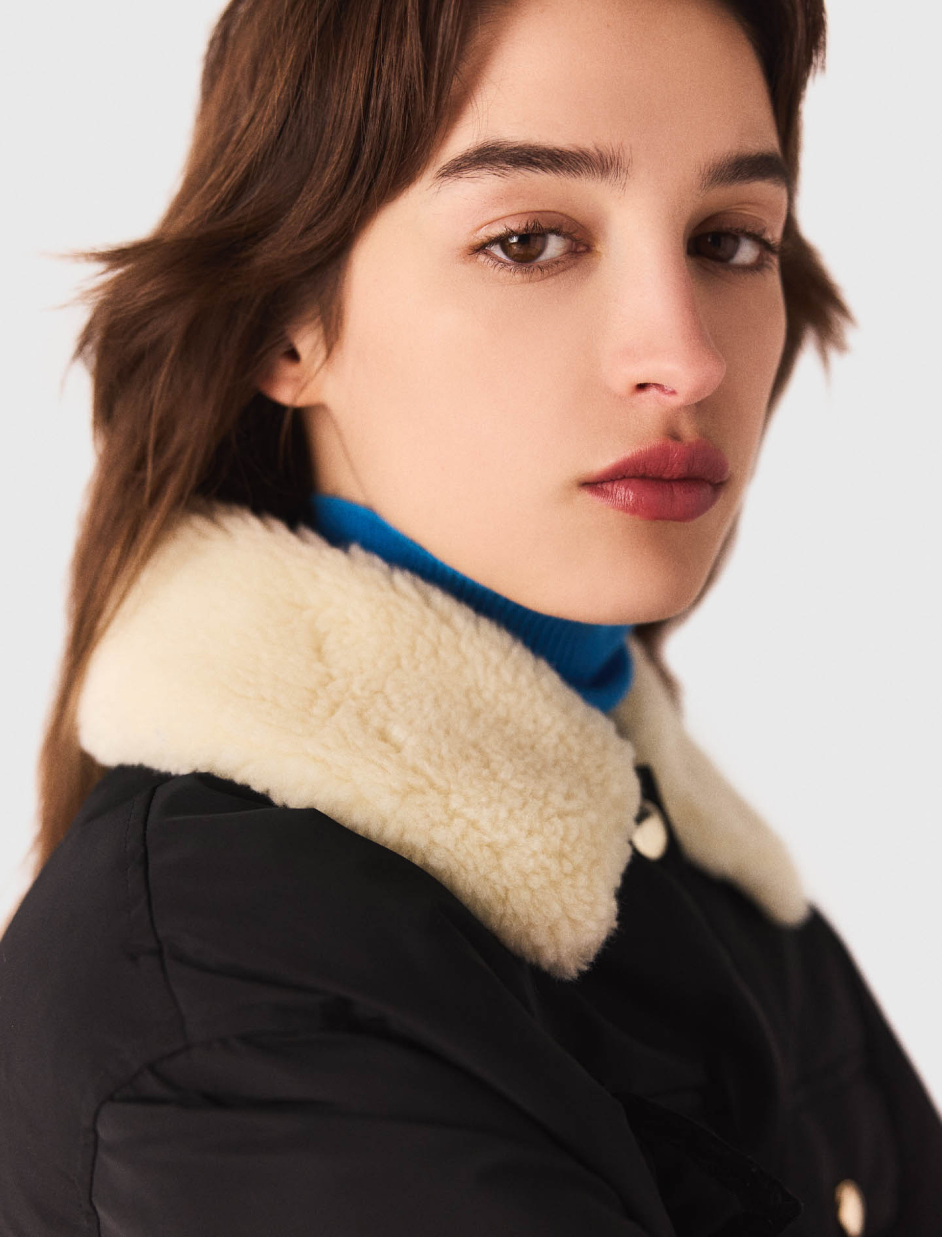 Женское черное стеганое пальто