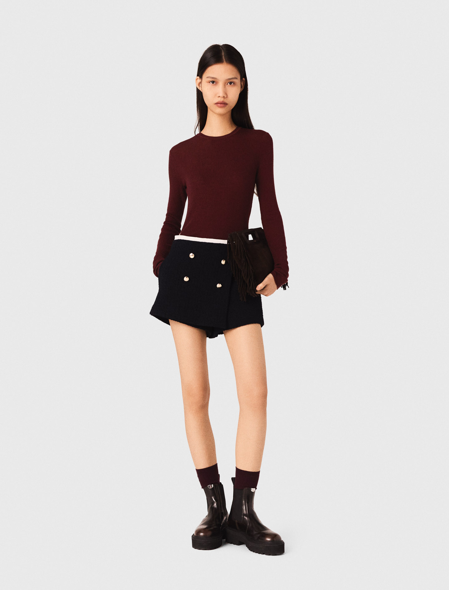 Жіночий бордовий джемпер в рубчик