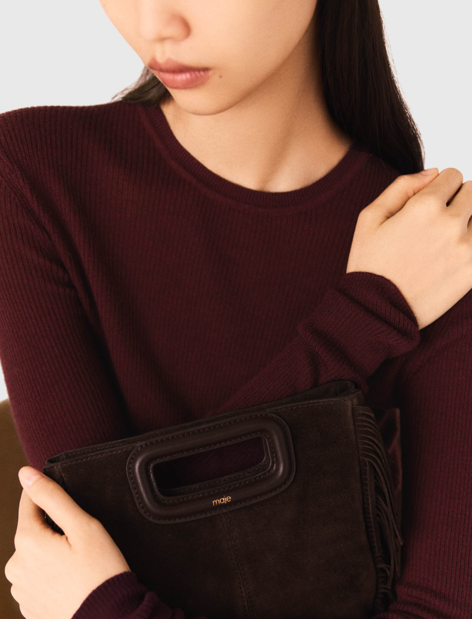 Жіночий бордовий джемпер в рубчик