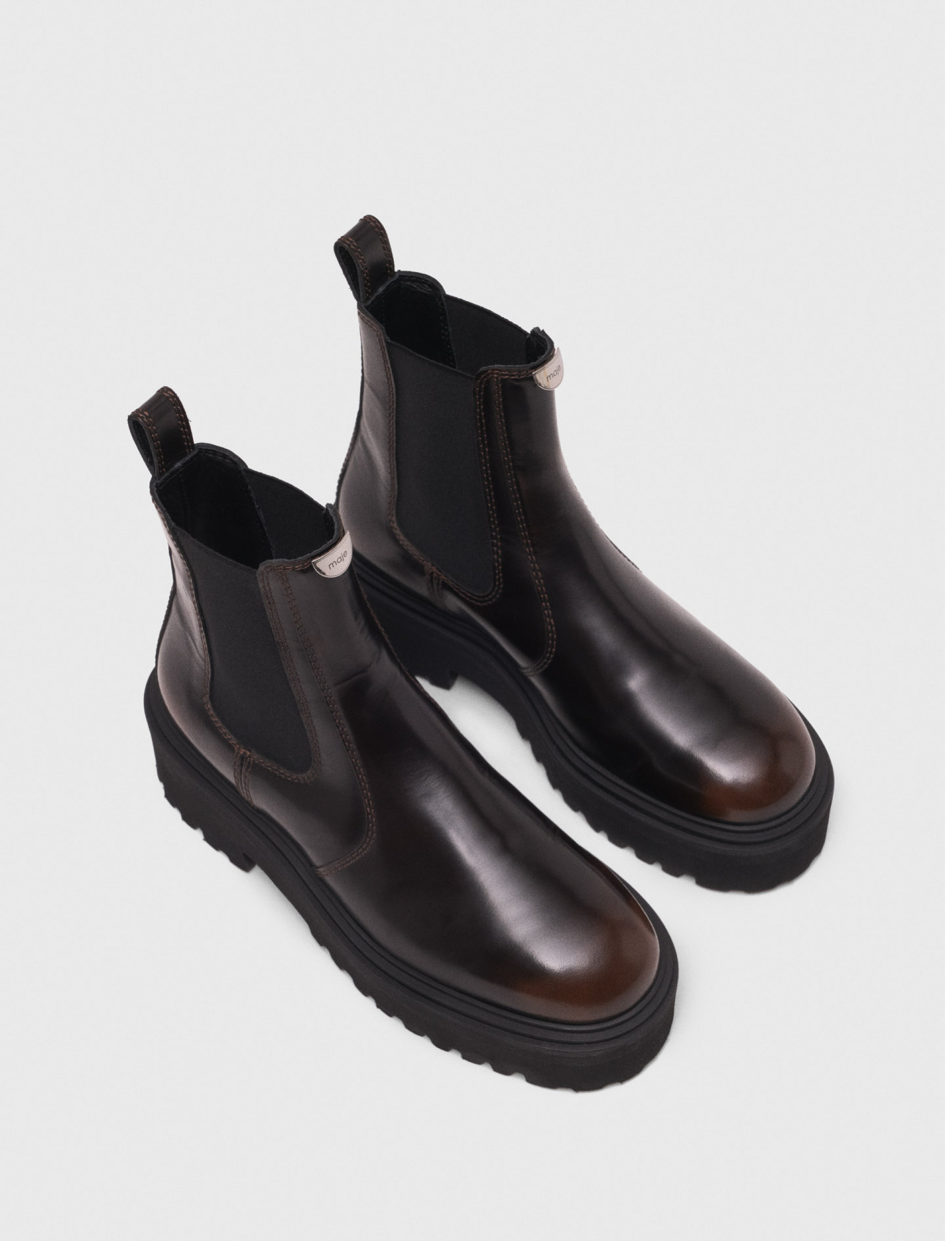 Жіночі коричневі черевики челсі