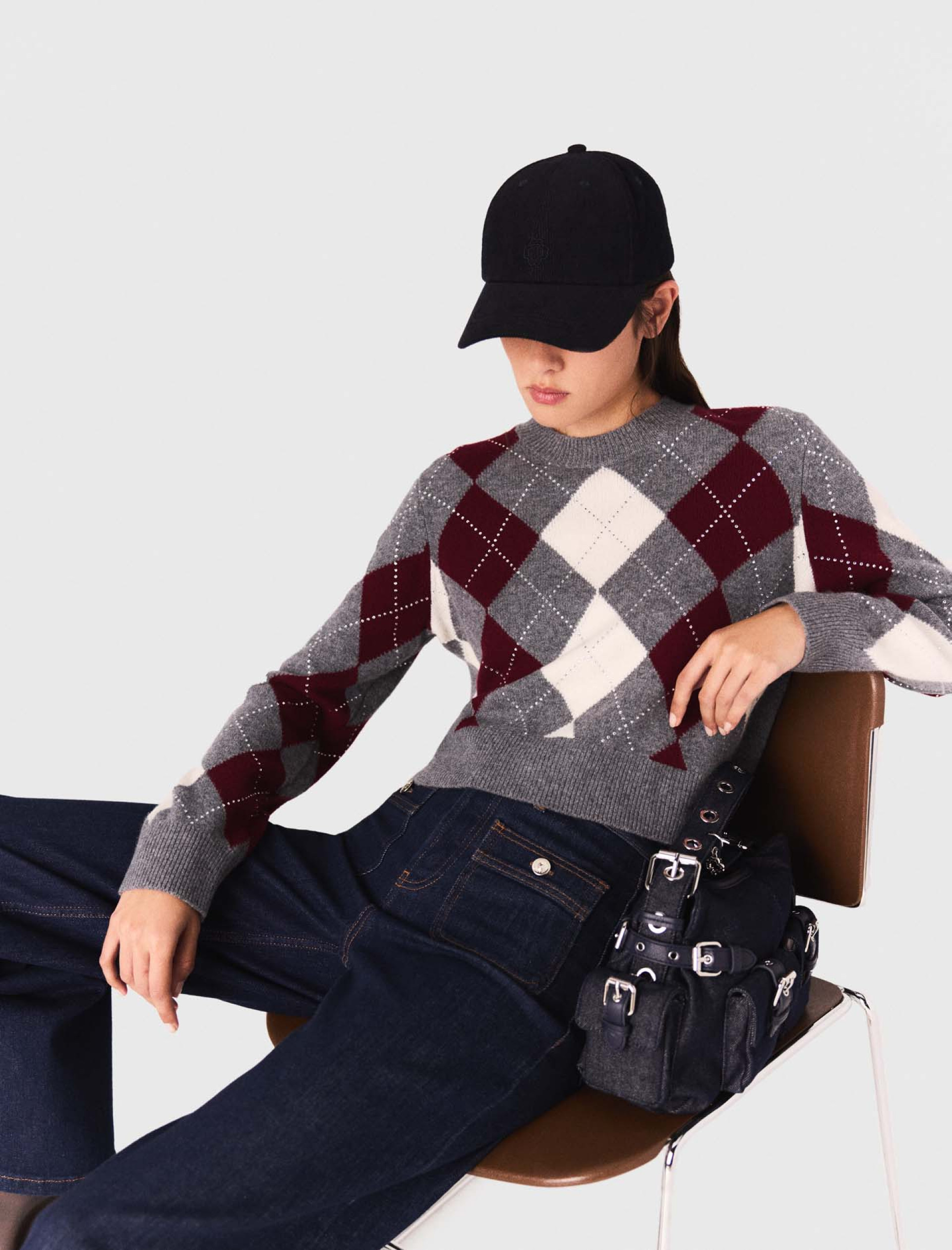 Жіночий укорочений джемпер з візерунком 