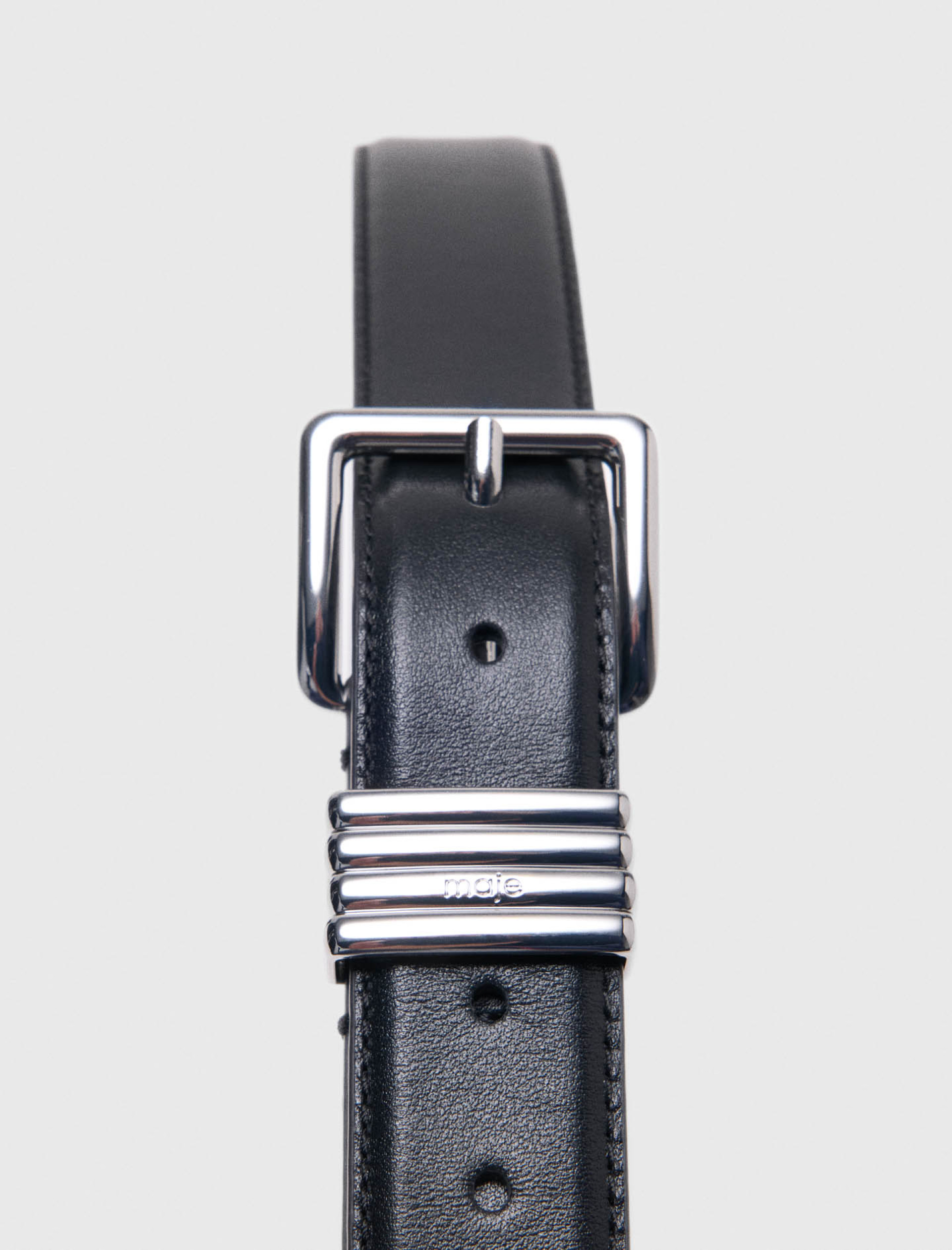 Жіночий чорний ремінь з гладкої шкіри Жіночий чорний ремінь з гладкої шкіри