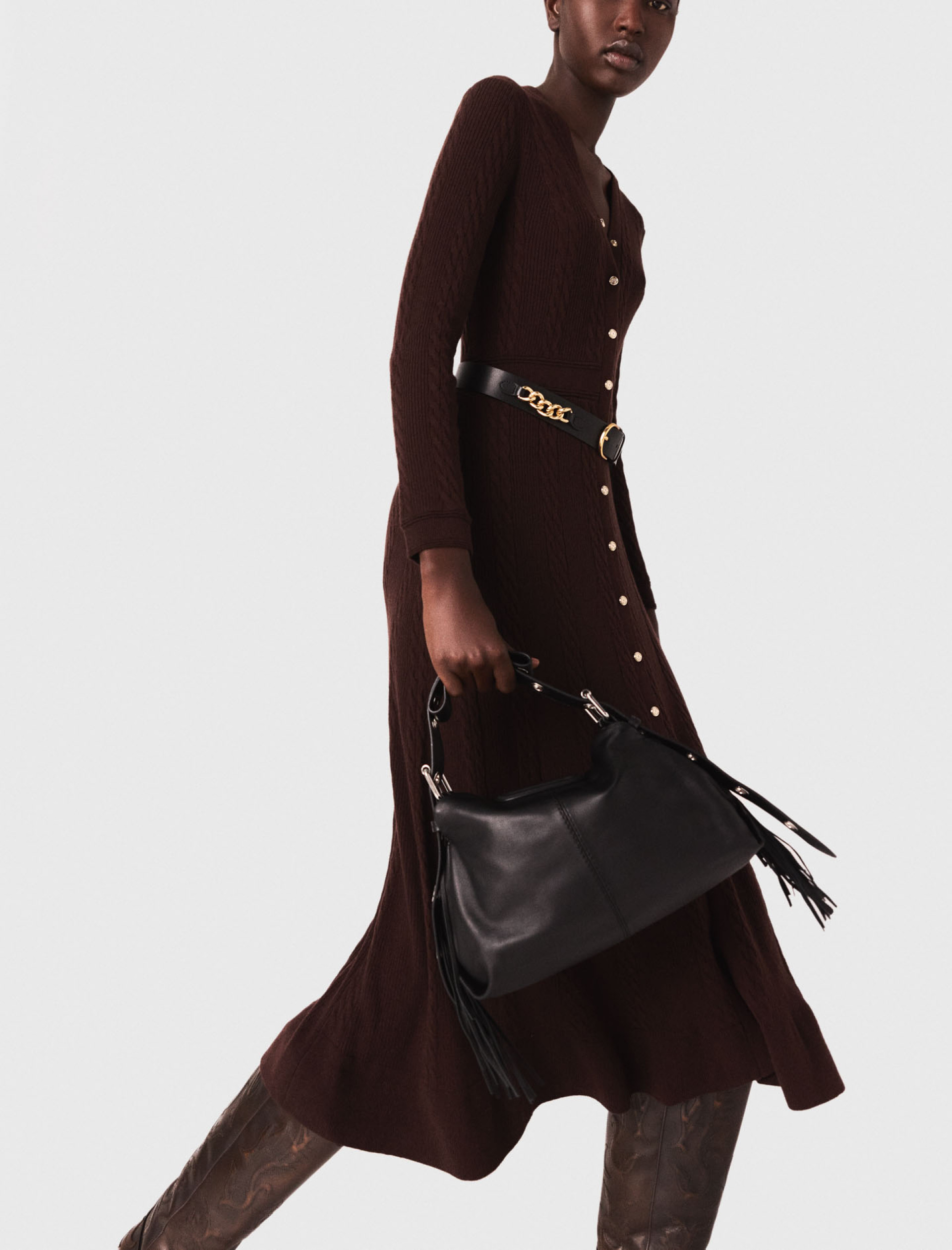 Женское длинное трикотажное платье на пуговицах Женское длинное трикотажное платье на пуговицах