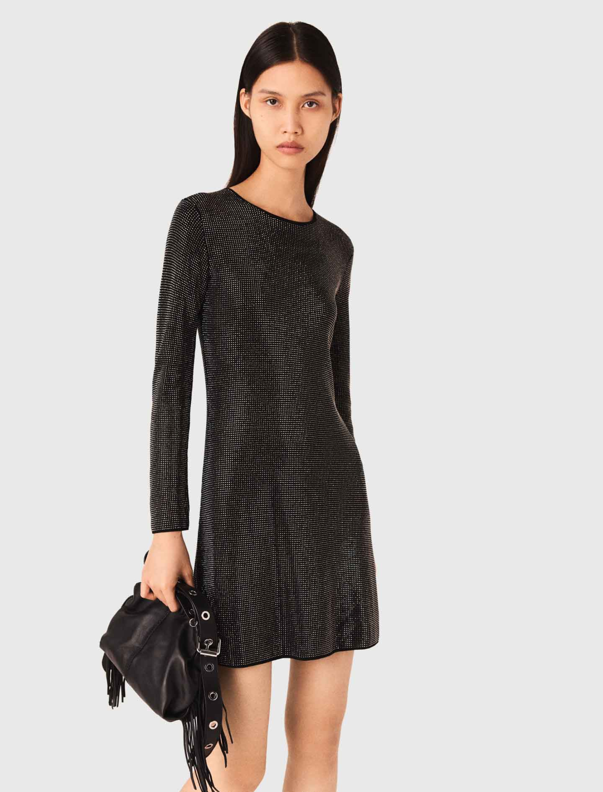 Жіноча коротка сукня зі стразами Жіноча коротка сукня зі стразами