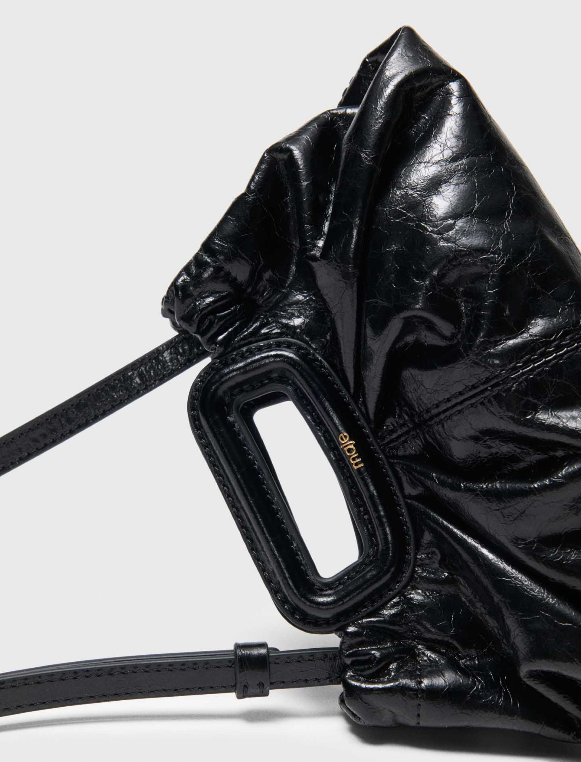 Женский черный мини-клатч из потертой кожи Женский черный мини-клатч из потертой кожи