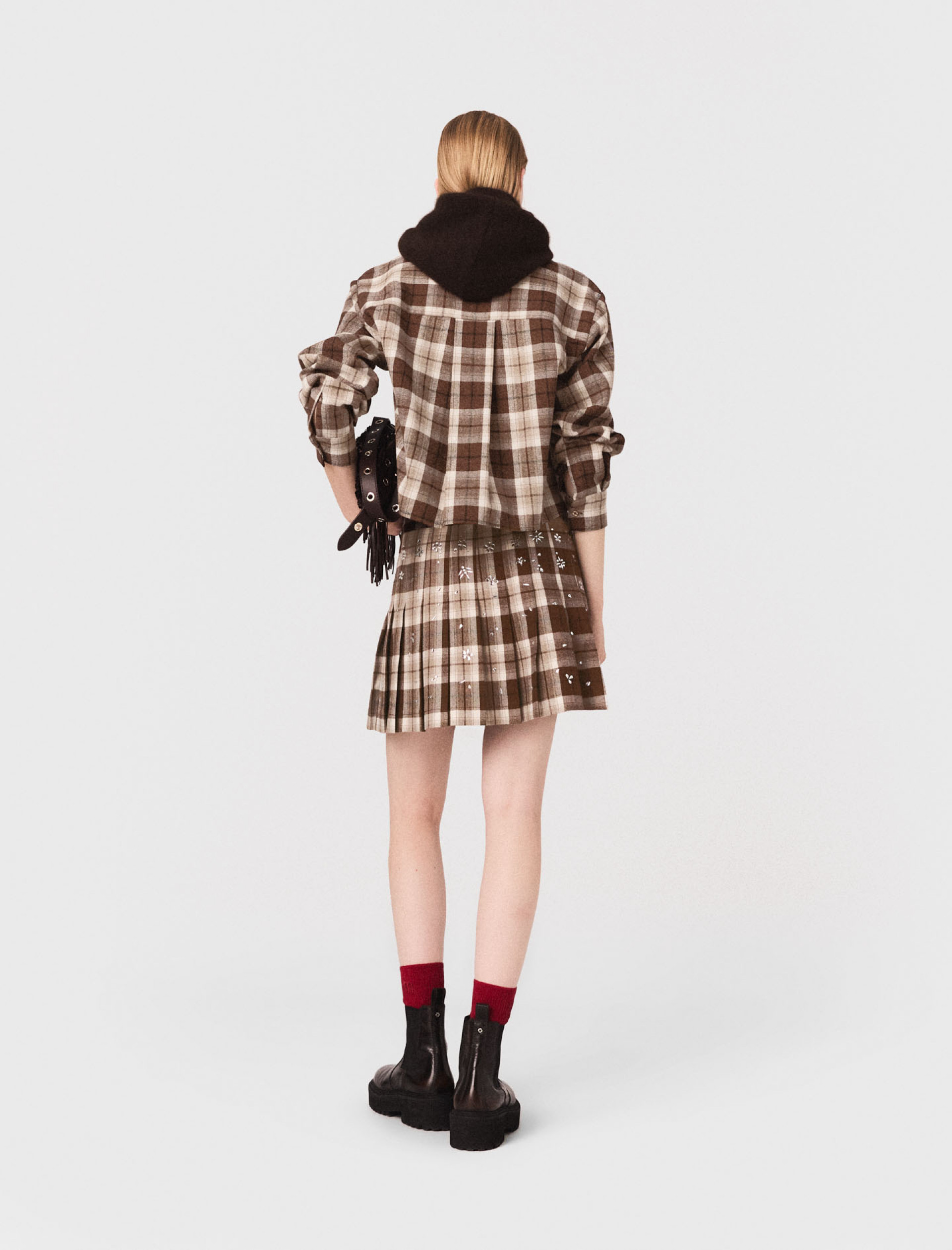 Женская рубашка в клетку со стразами