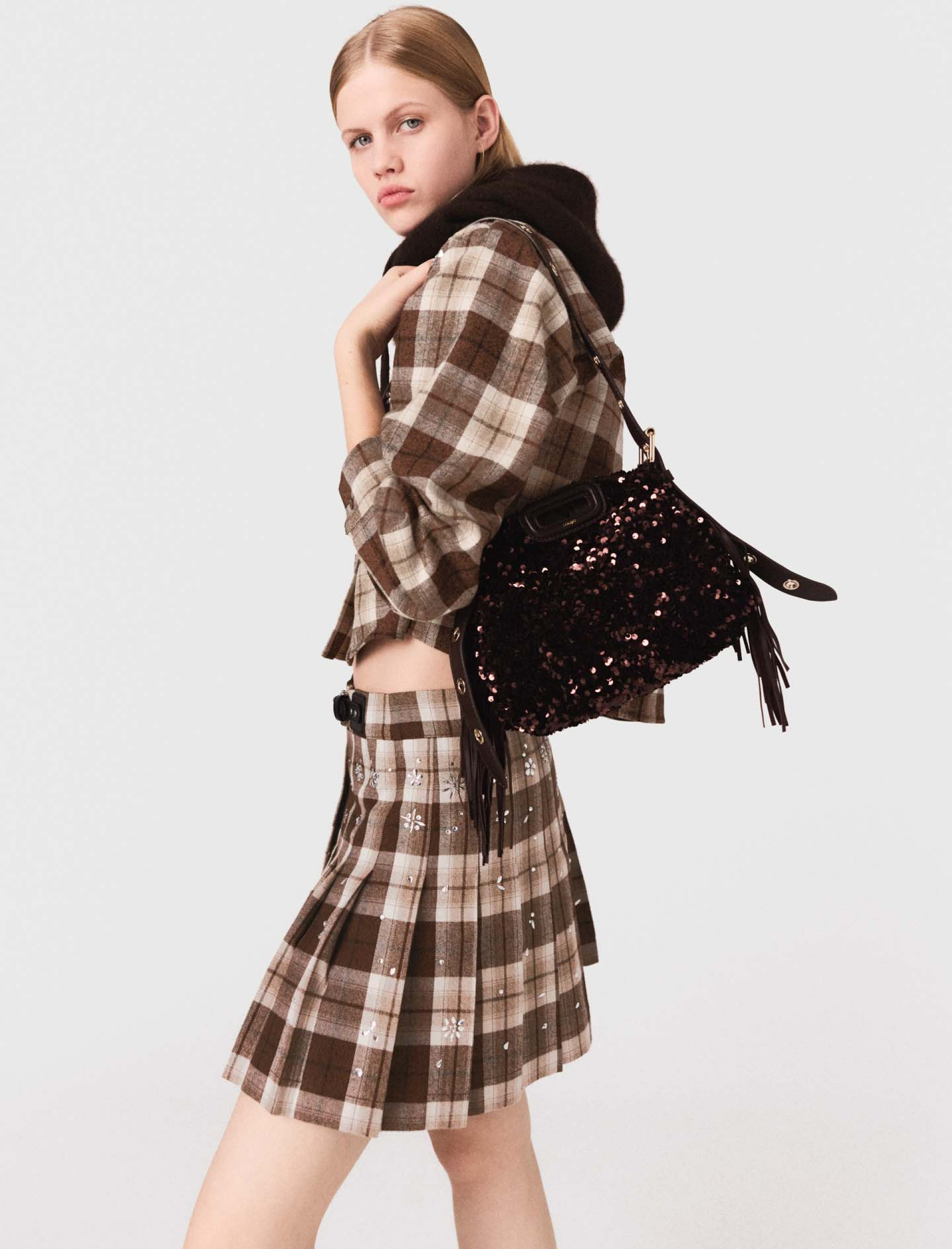 Женская рубашка в клетку со стразами