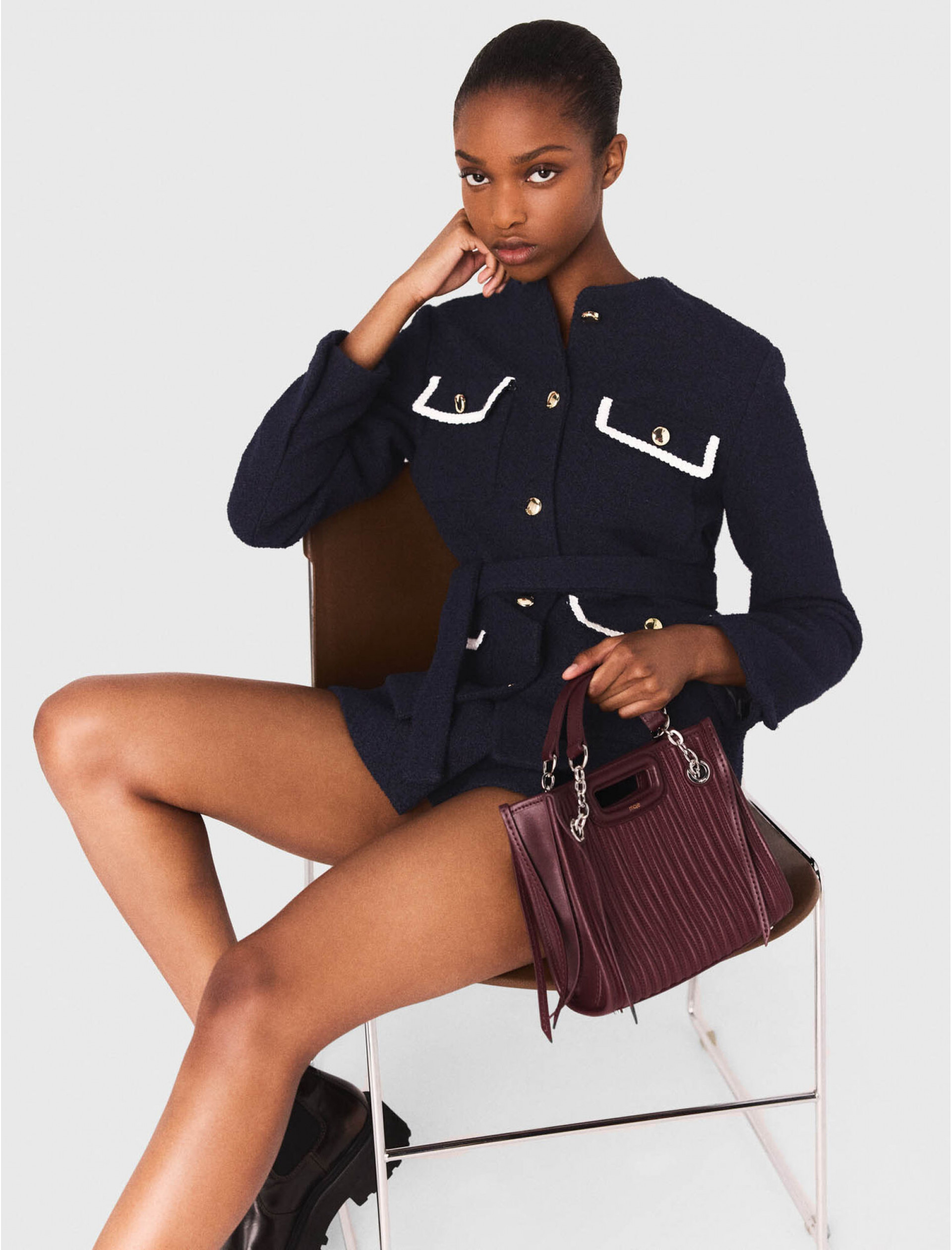 Женский синий твидовый жакет с карманами