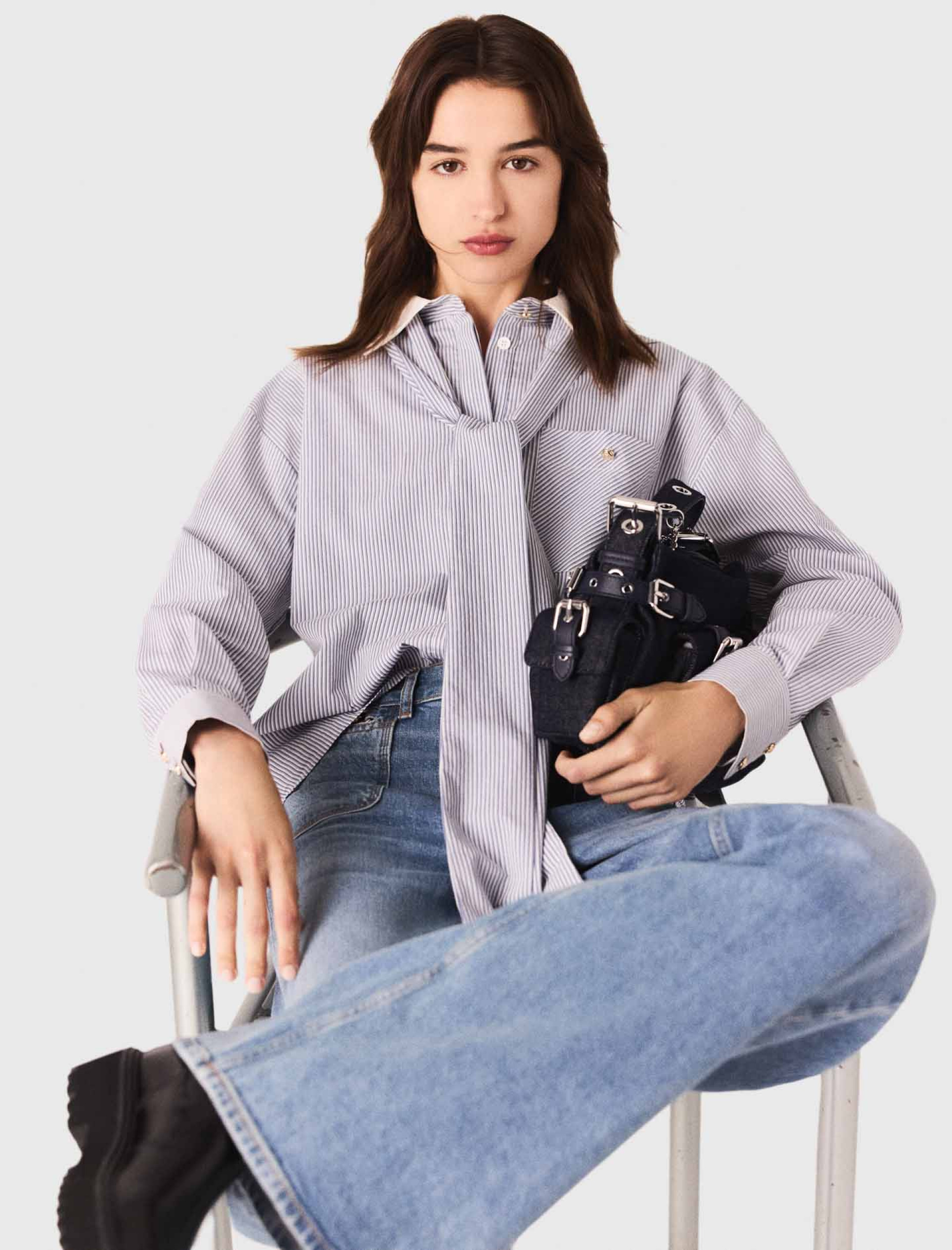 Женская полосатая рубашка с бантом